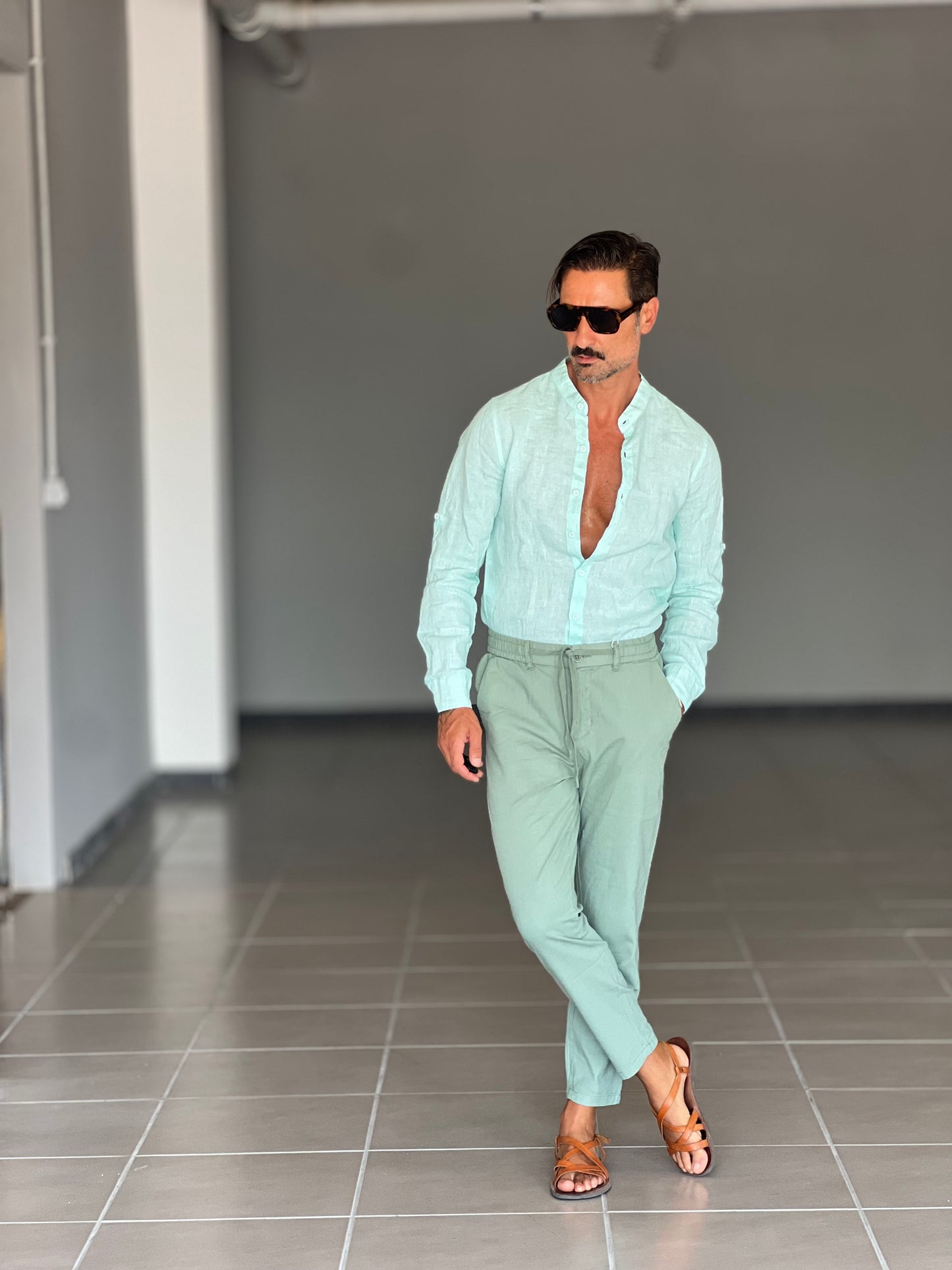 PANTALONE ESTIVO MENTA EFFETTO LINO GARZATO
