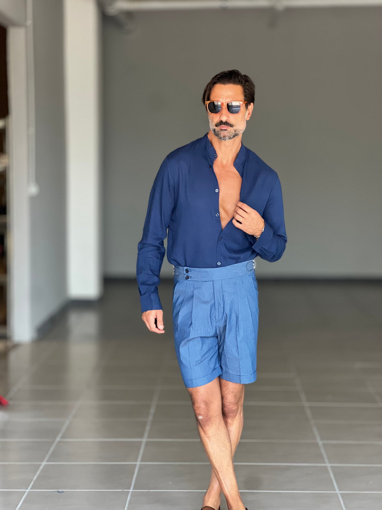 BERMUDA DENIM COTONE E VISCOSA VITA ALTA