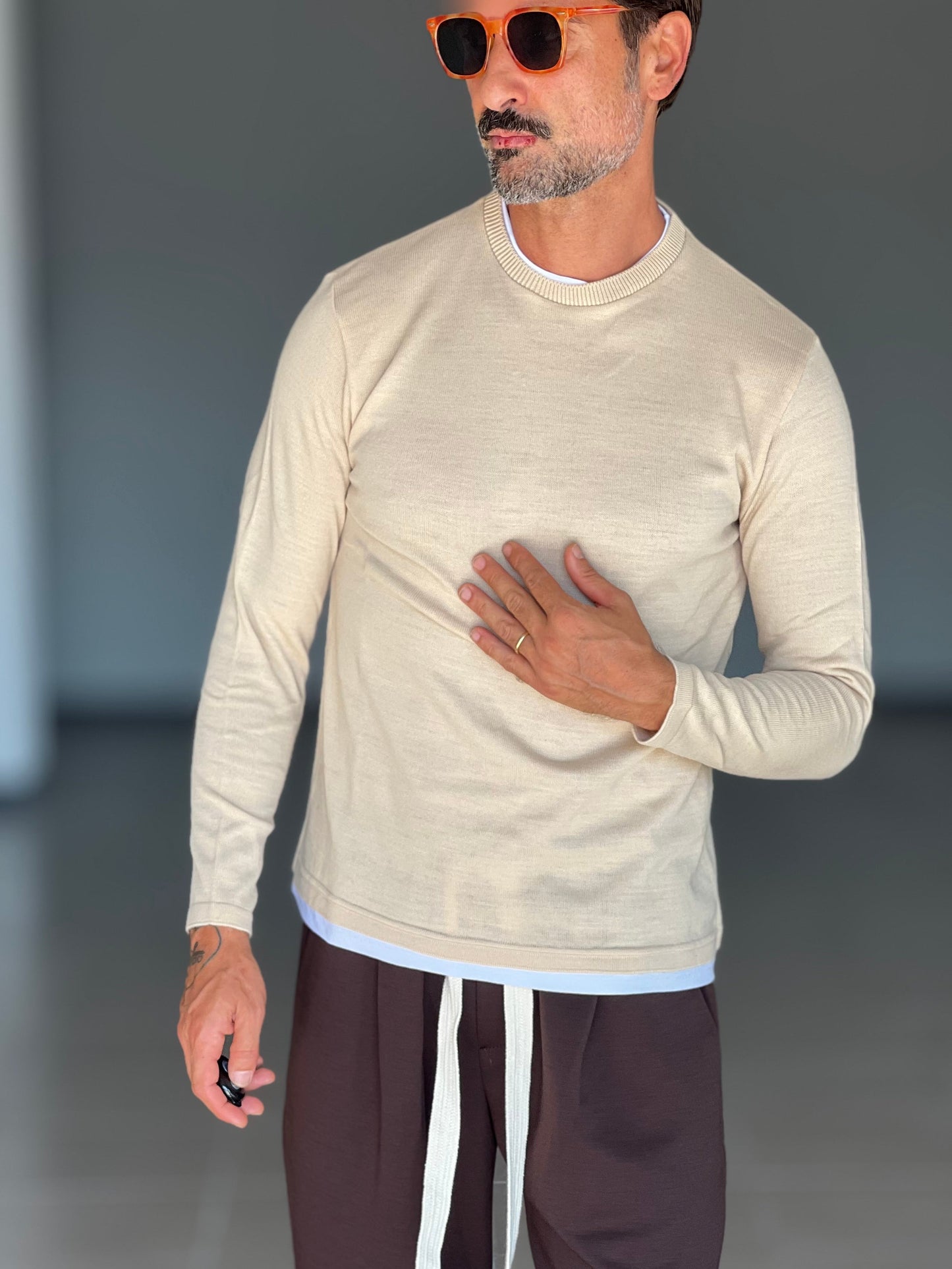 MAGLIA 2 FILI BEIGE INSERTO T SHIRT BIANCA