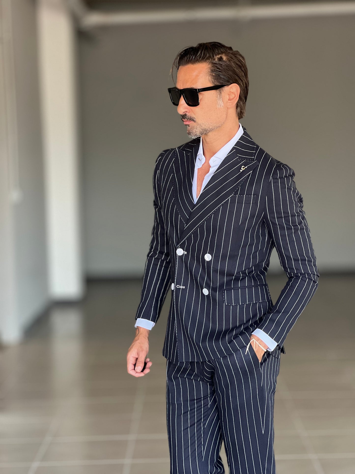 ABITO LINO BLU GESSATO DOPPIOPETTO