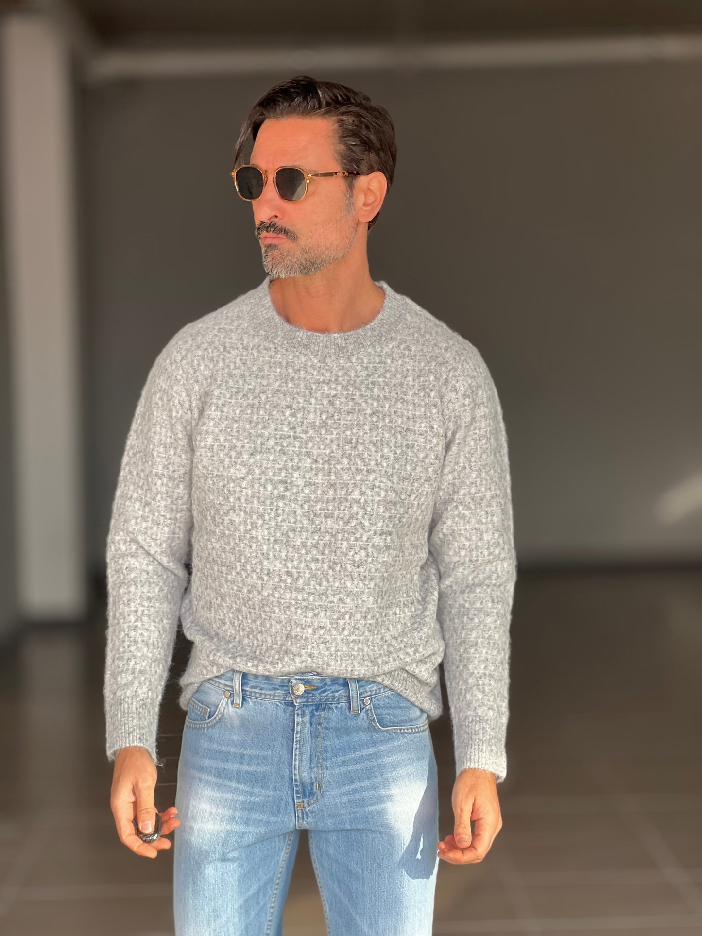 MAGLIA GIRO GRIGIA MICROFANTASIA MISTO LANA