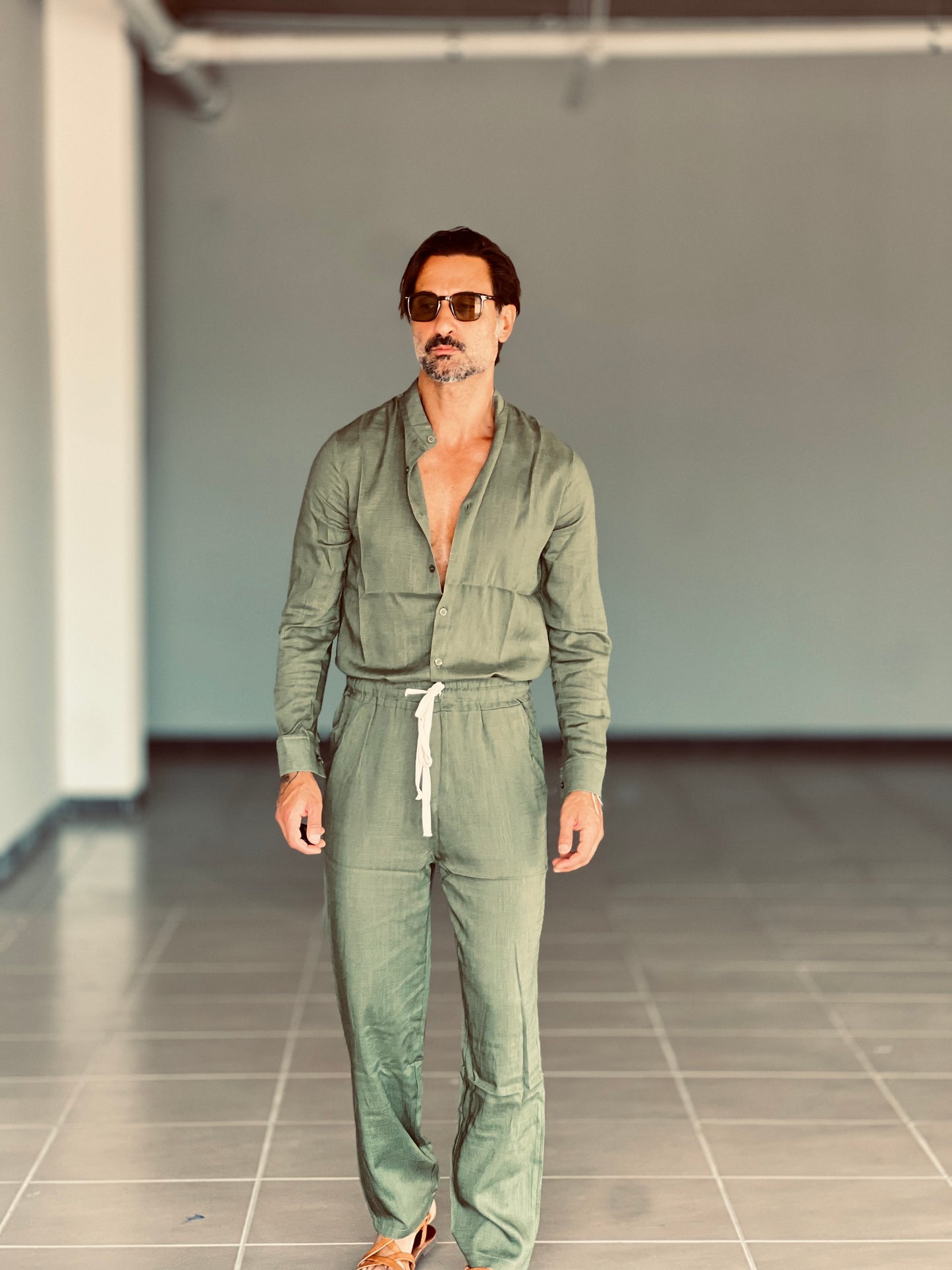 CAMICIA VERDE COREANA MISTO LINO