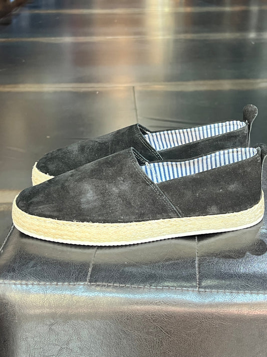 MOCASSINO CAMOSCIO NERO FONDO PAGLIA E GOMMA