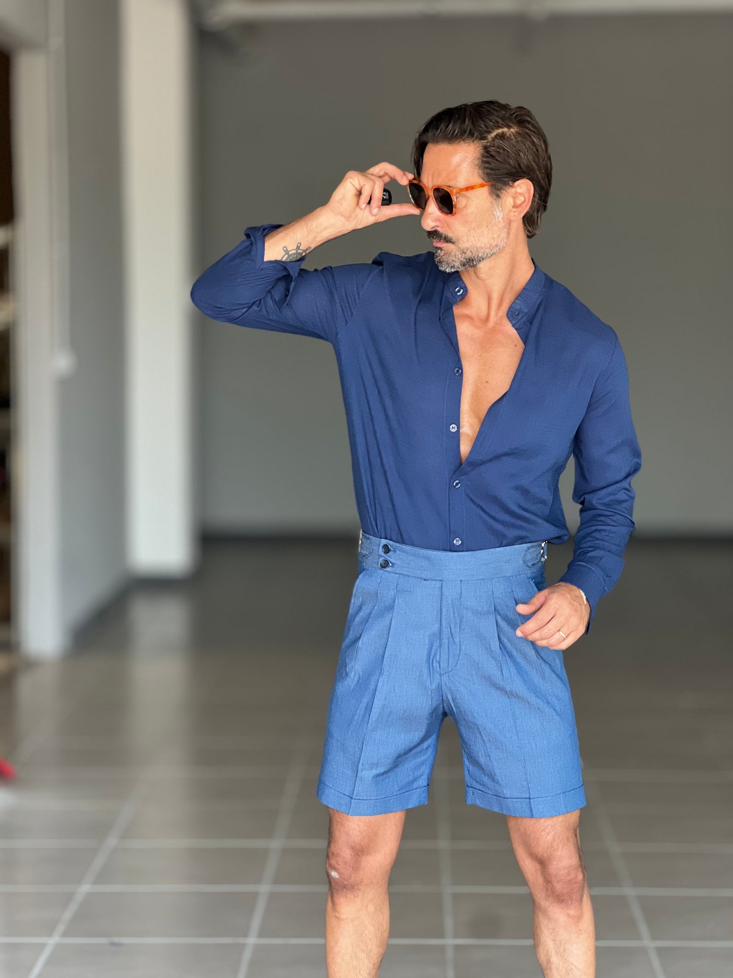 BERMUDA DENIM COTONE E VISCOSA VITA ALTA
