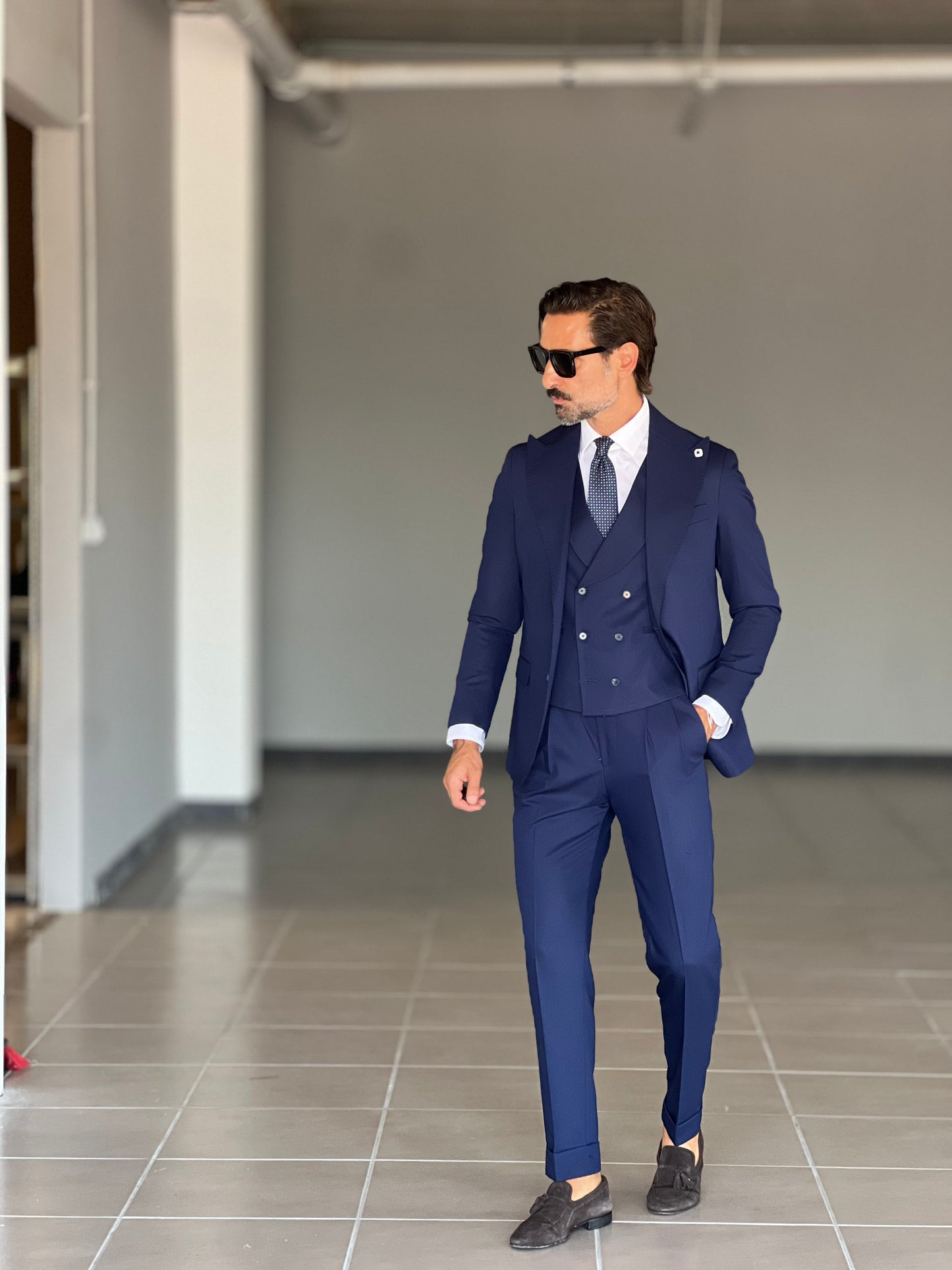 ABITO BLU MONOPETTO 30% LANA 3 PEZZI CON GILET