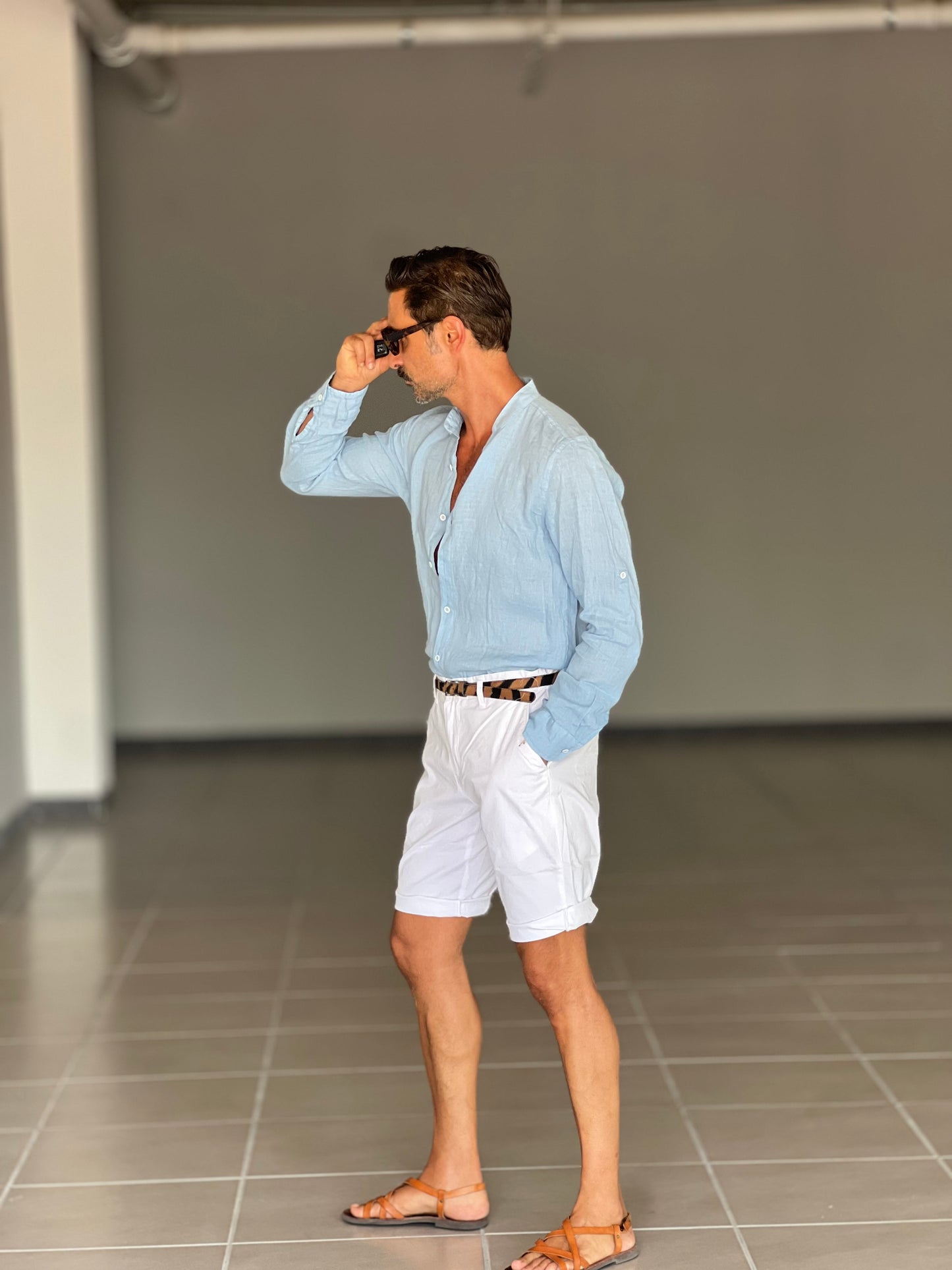 WHITE VISCOSE TROUSERS WITH REGULAR BOTTOM