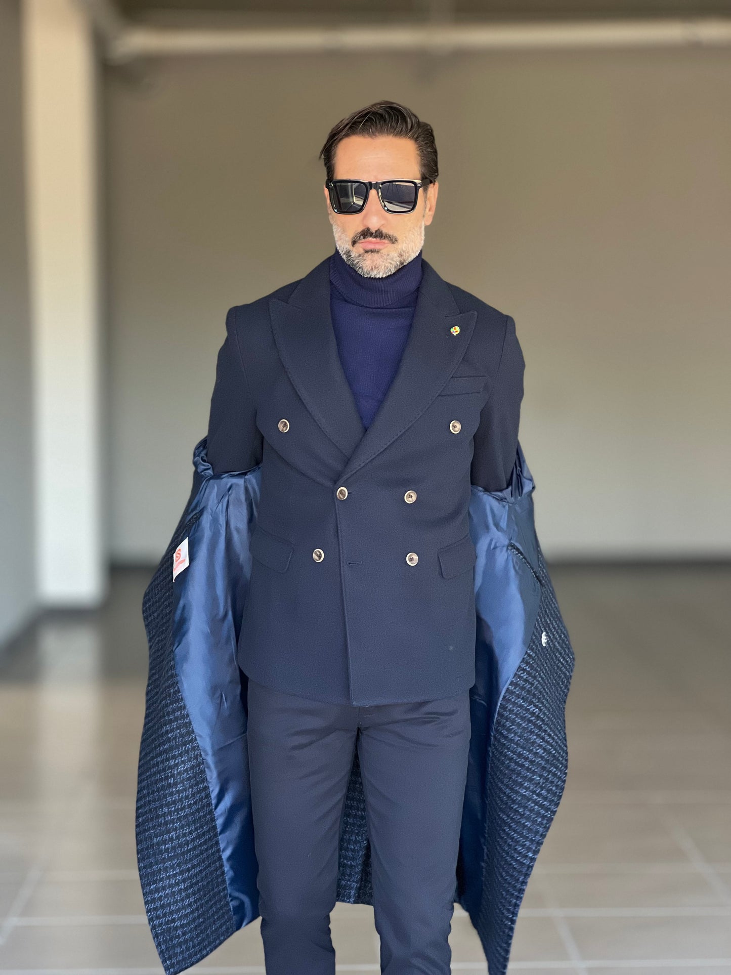 CAPPOTTO NERO E BLU DOPPIOPETTO PIE DE POULE