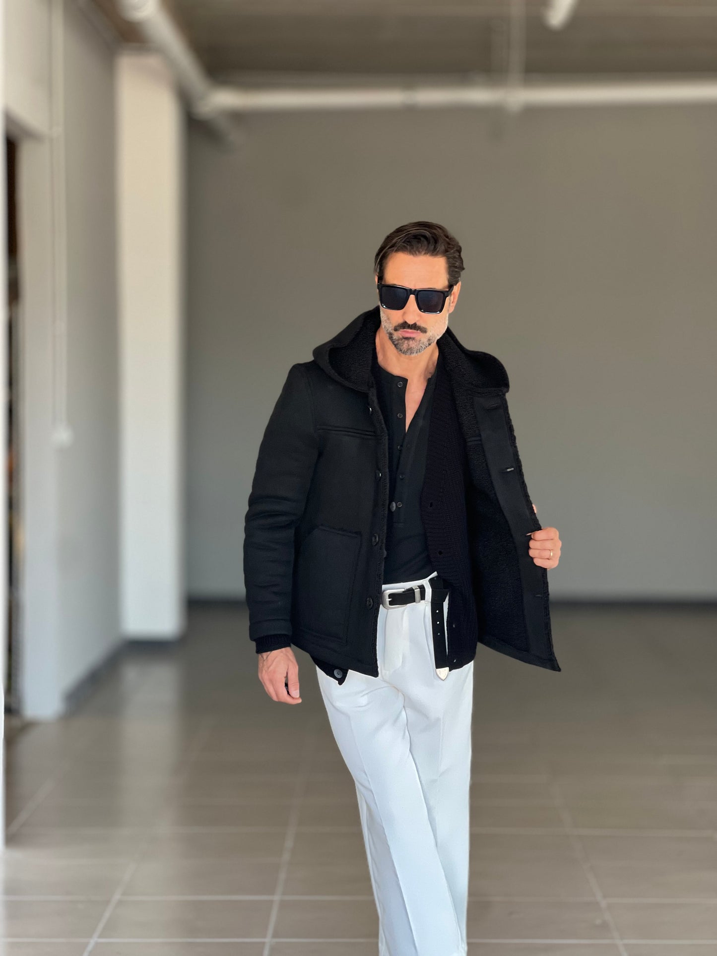 ECOMONTONE NERO CAPPUCCIO CONTRASTO NERO ALTATENSIONE