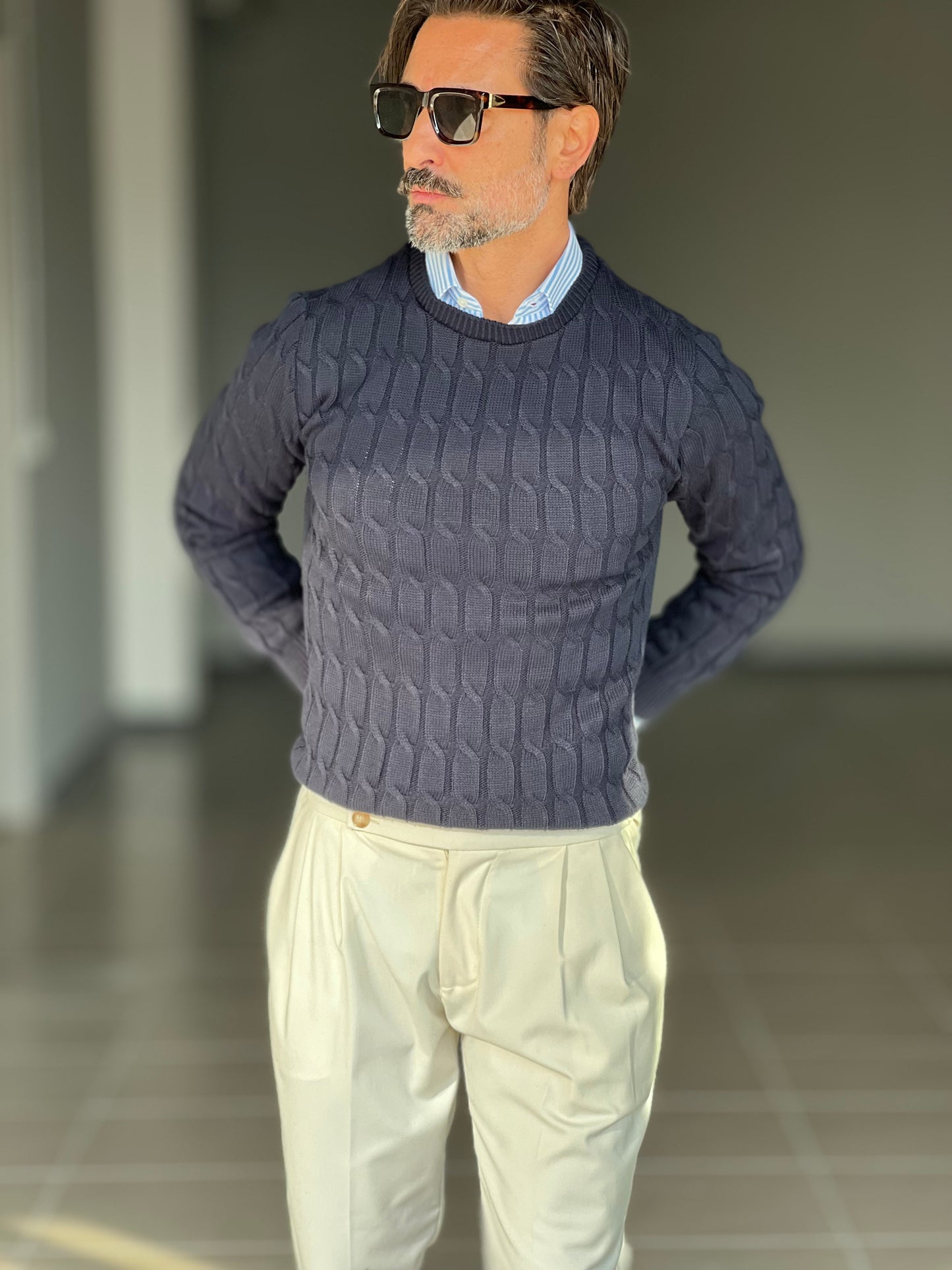 BLUE THREAD COTTON CREW NECK SWEATER