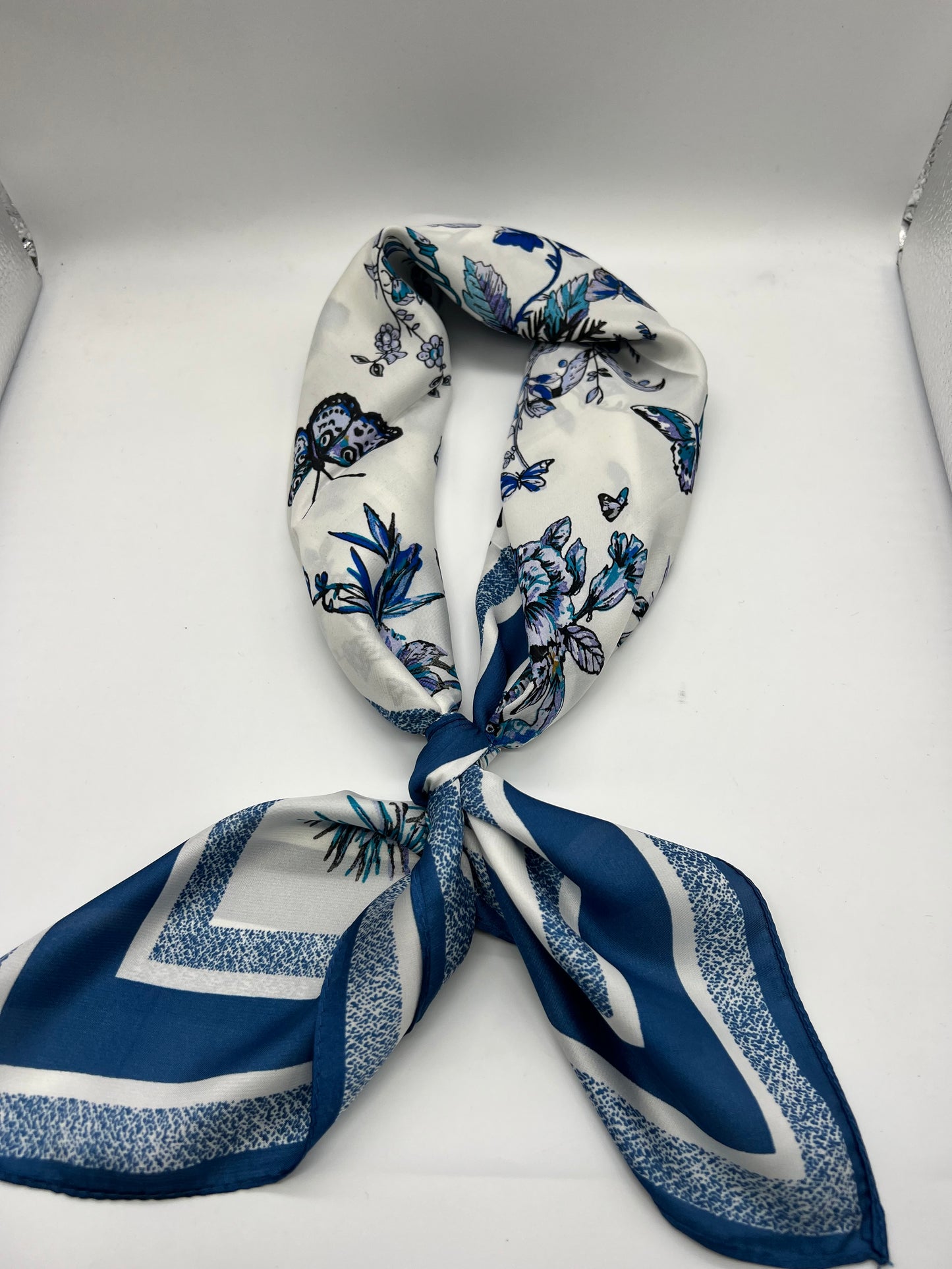TAORMINA SCARF