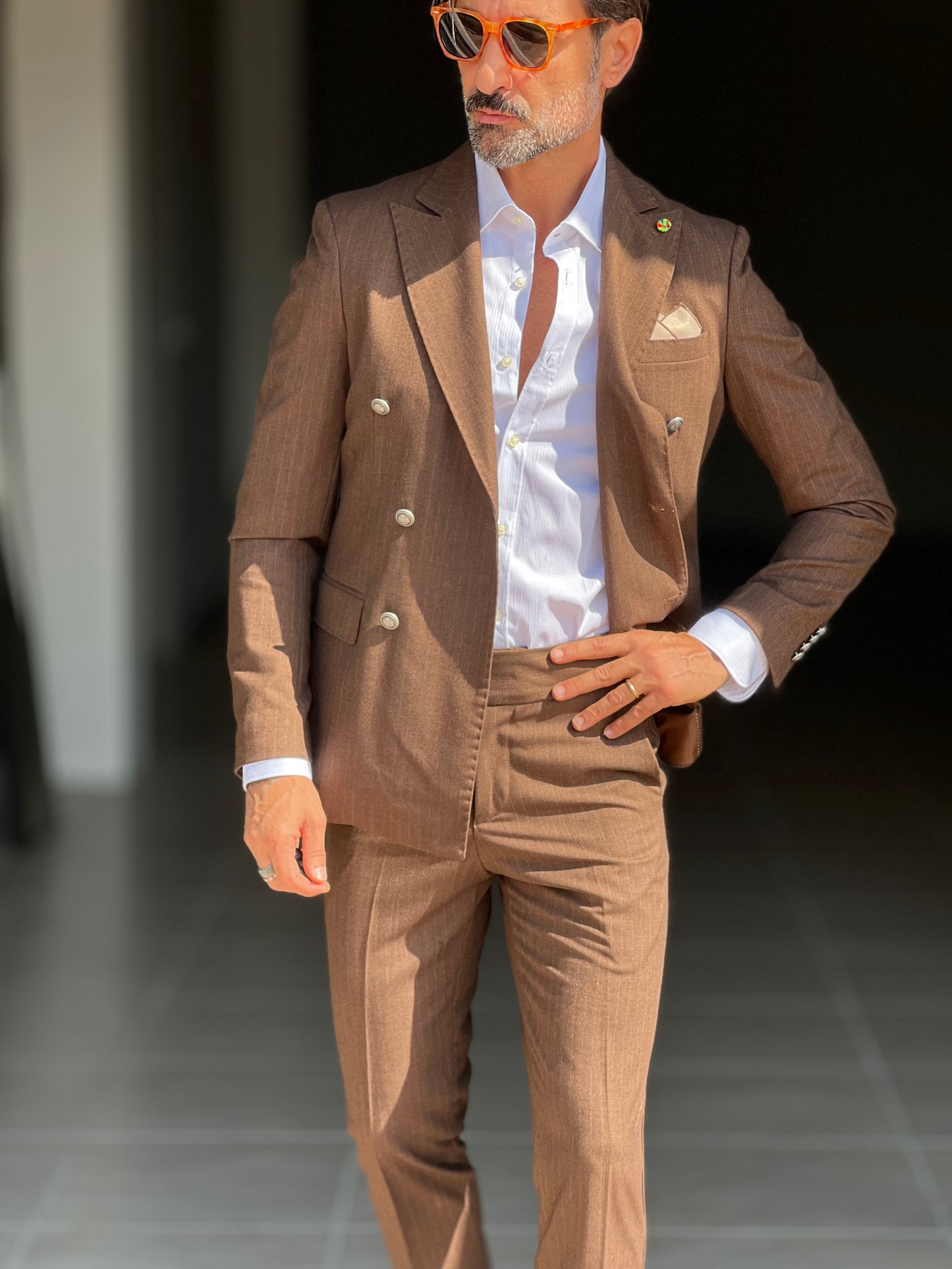 ABITO MORO GESSATO DOPPIOPETTO BOTTONE METALLO VISCOSA E MISTI