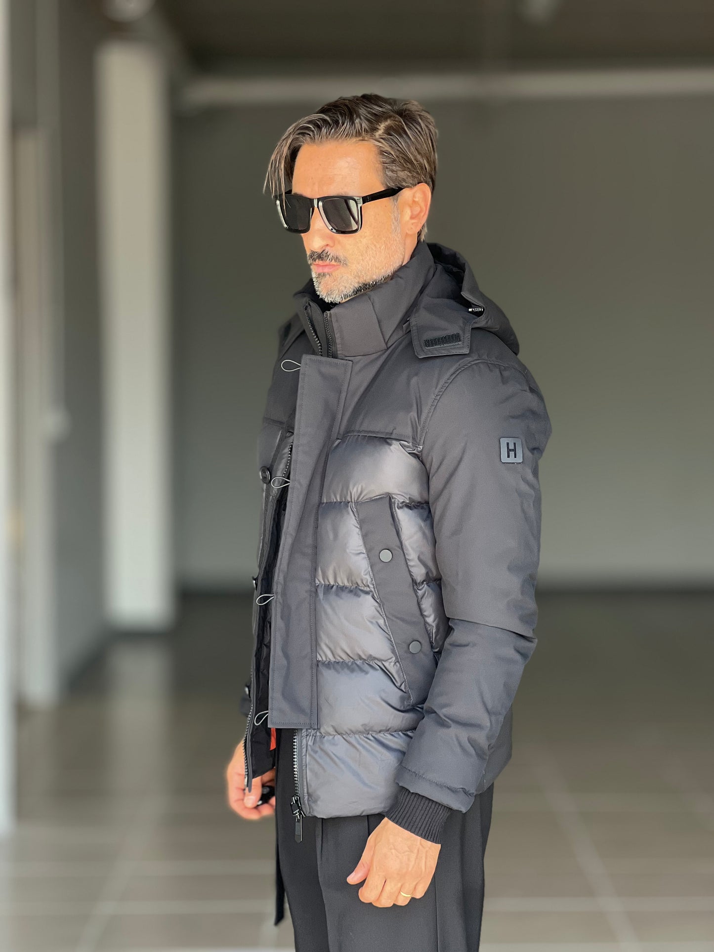 PIUMINO NERO TECNCO E TESSUTO DOPPIO CURSORE HAPPER