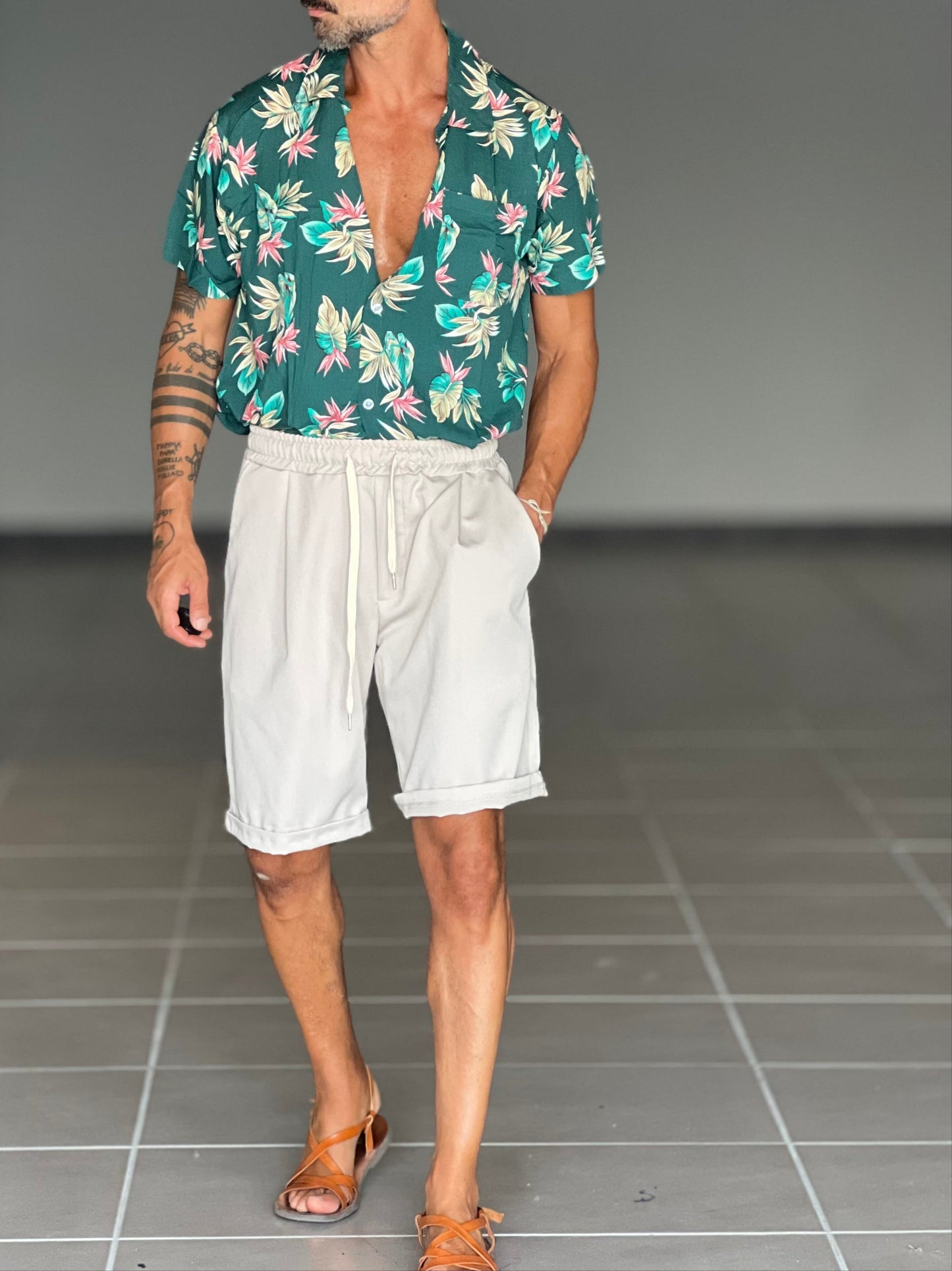 WHITE VISCOSE TROUSERS WITH REGULAR BOTTOM