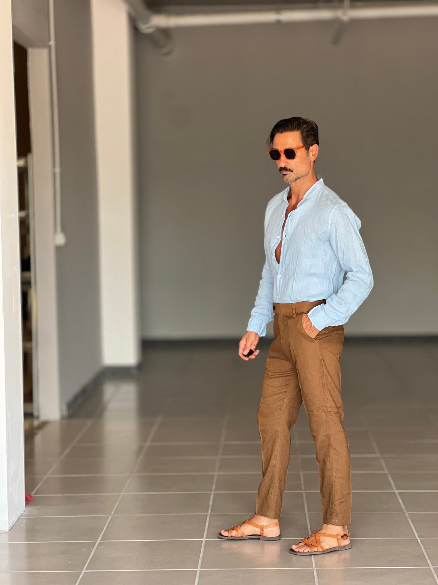 PANTALONE ESTIVO NOCCIOLA MISTO LINO RASATO