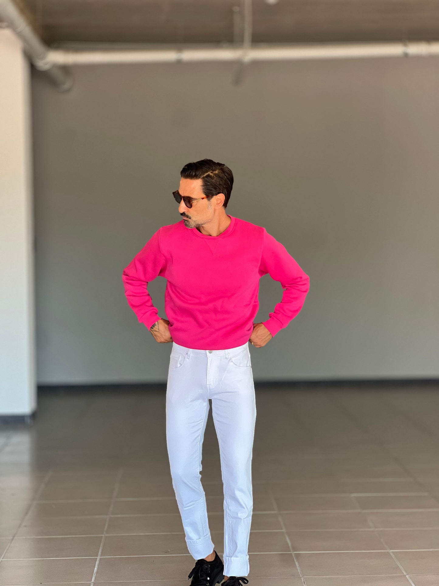 WHITE VISCOSE TROUSERS WITH REGULAR BOTTOM