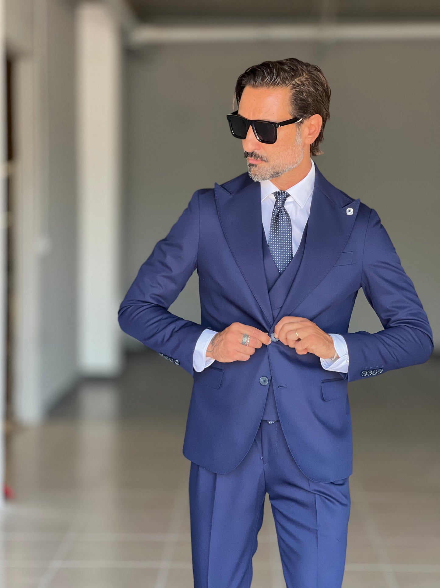 ABITO BLU MONOPETTO 30% LANA 3 PEZZI CON GILET