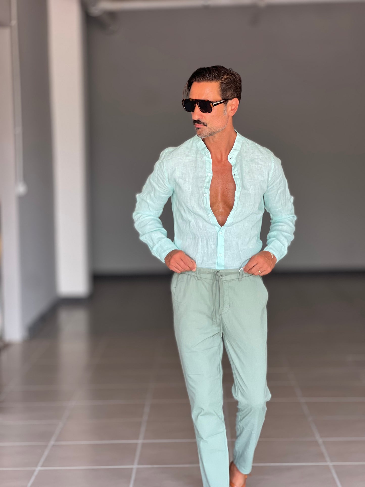 PANTALONE ESTIVO MENTA EFFETTO LINO GARZATO
