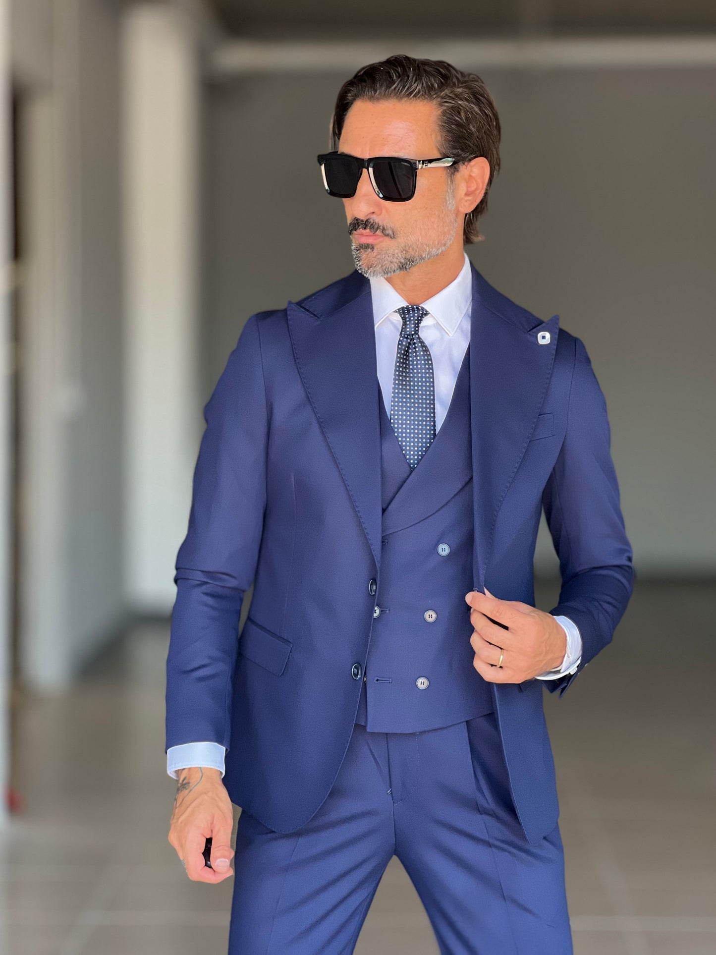 ABITO BLU MONOPETTO 30% LANA 3 PEZZI CON GILET