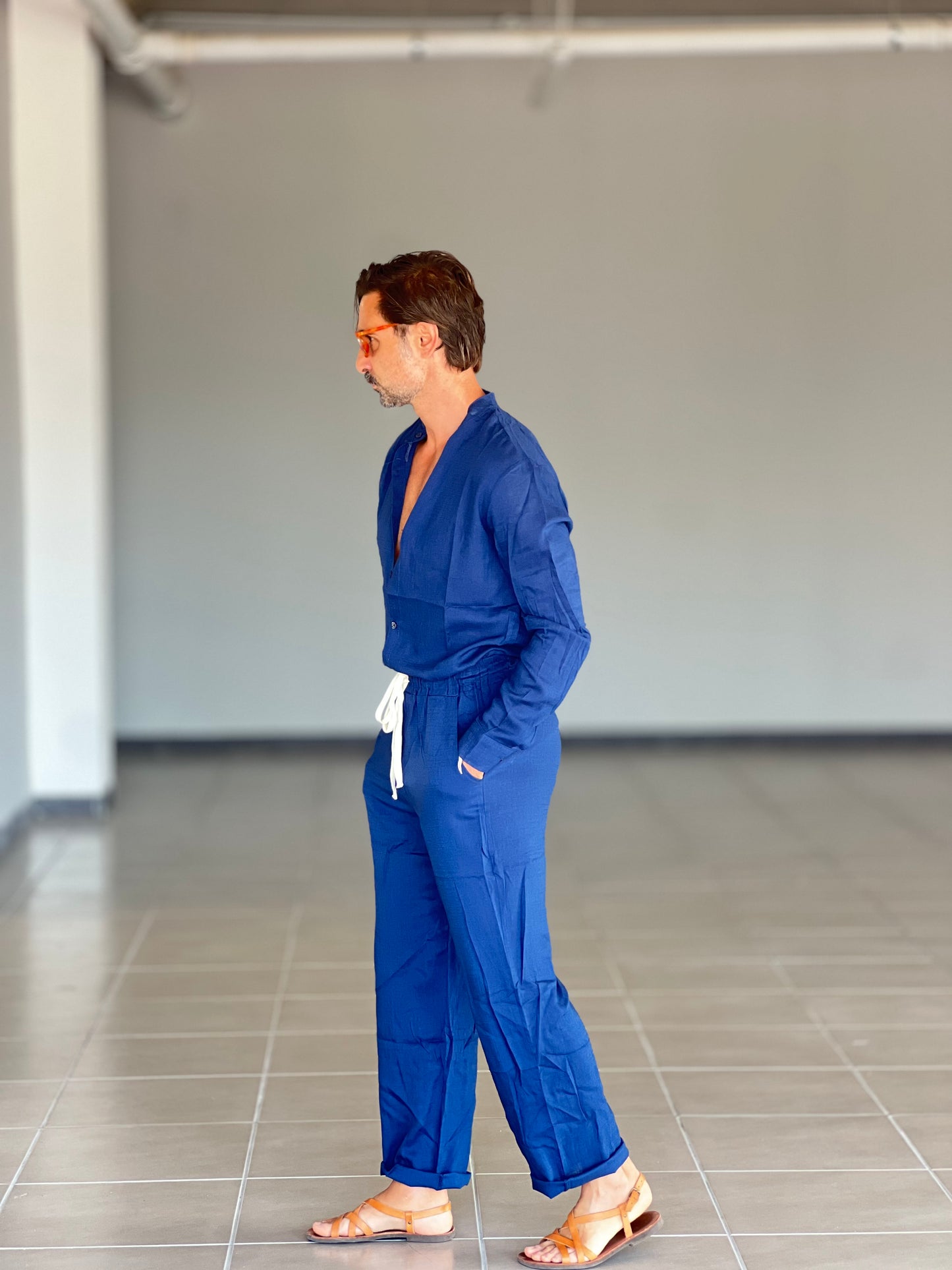 WHITE VISCOSE TROUSERS WITH REGULAR BOTTOM