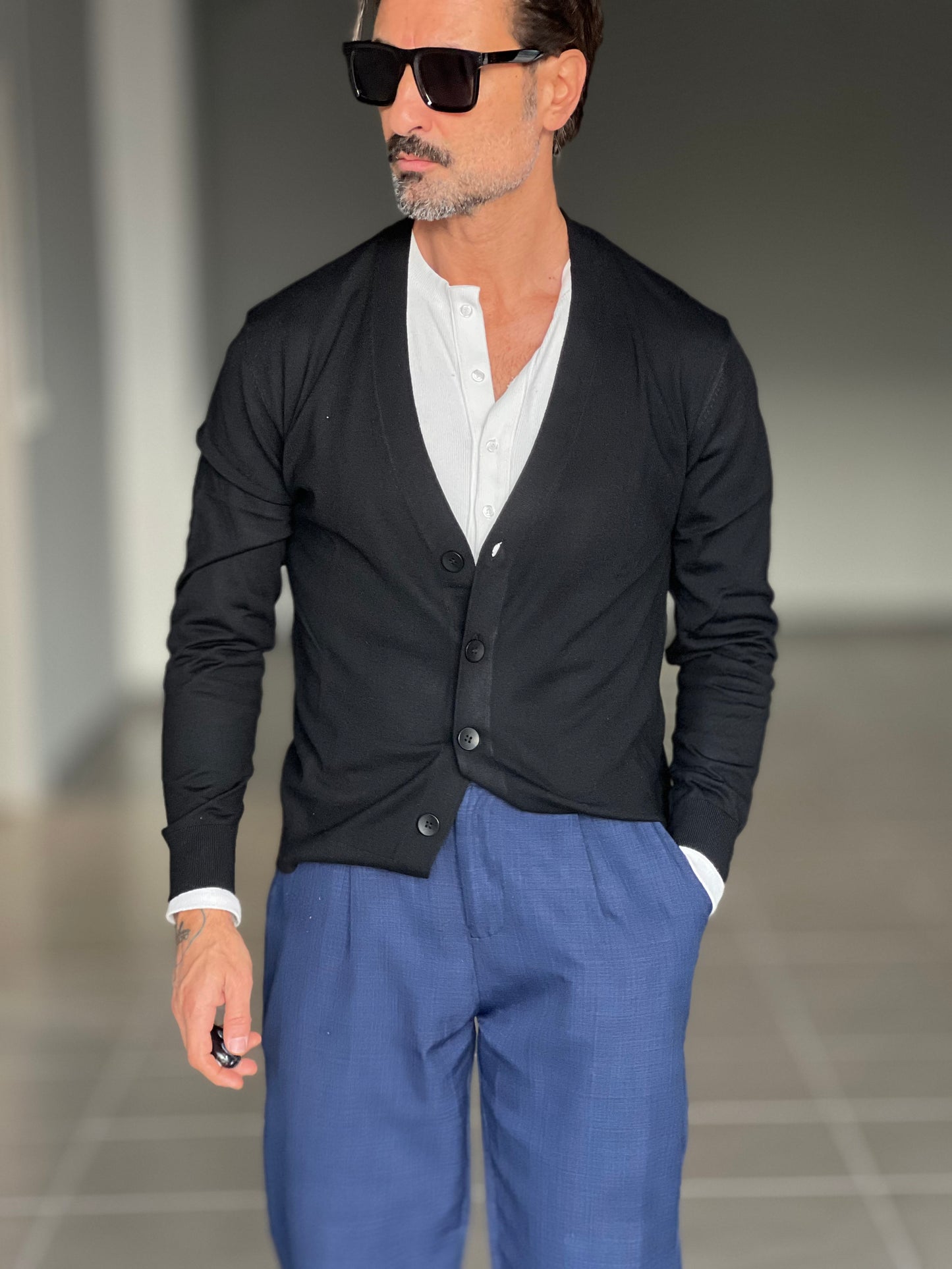 CARDIGAN NERO RASATO 2 FILI SOTTOGIACCA