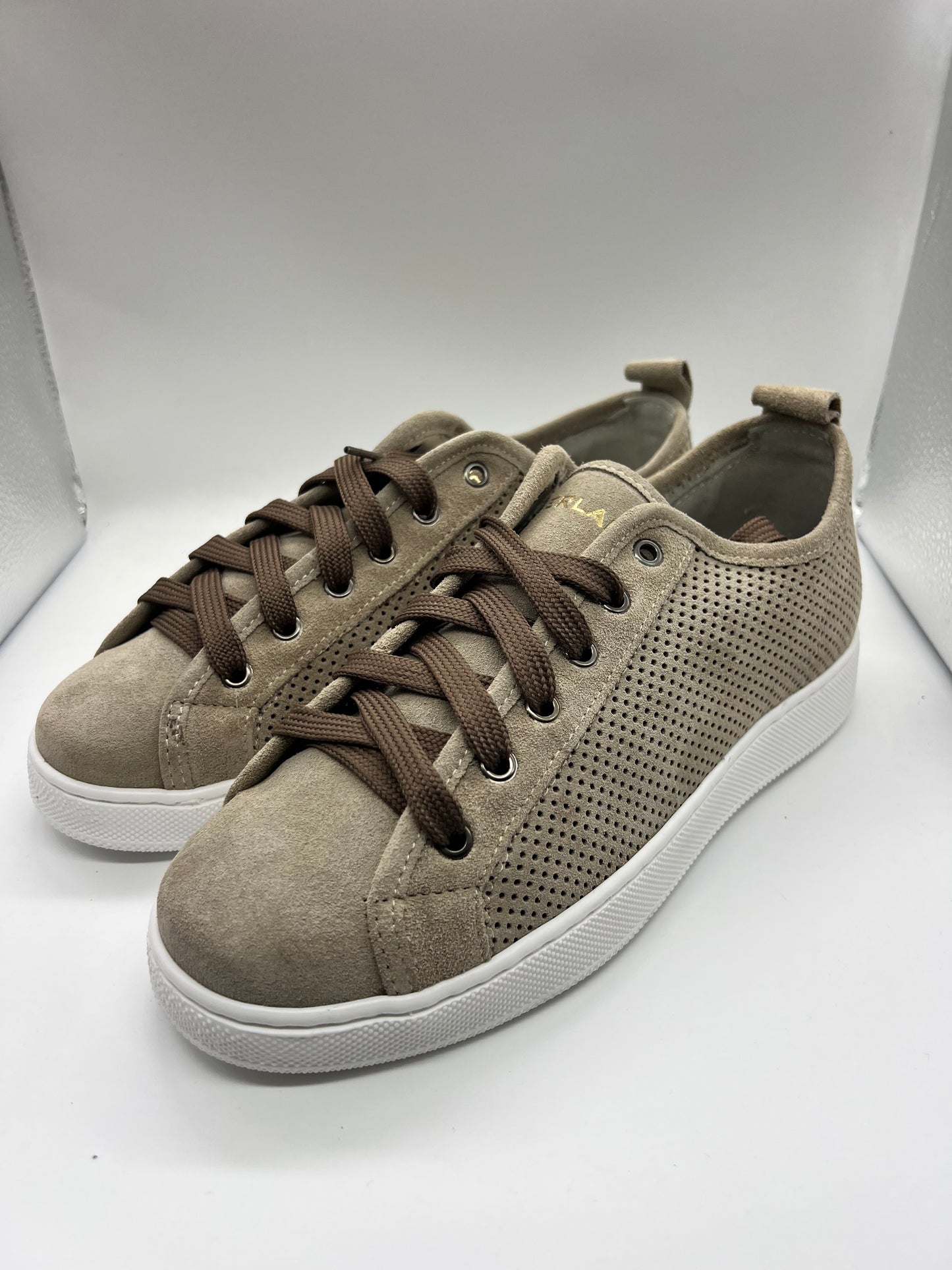 SNEAKER PELLE TORTORA TRAFORATA