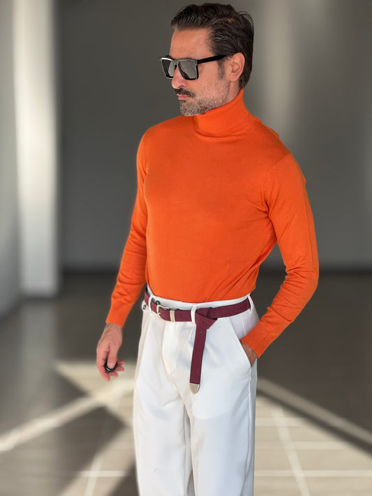 MULTICOLORED RED AND GRAY SHAVED HIGH NECK