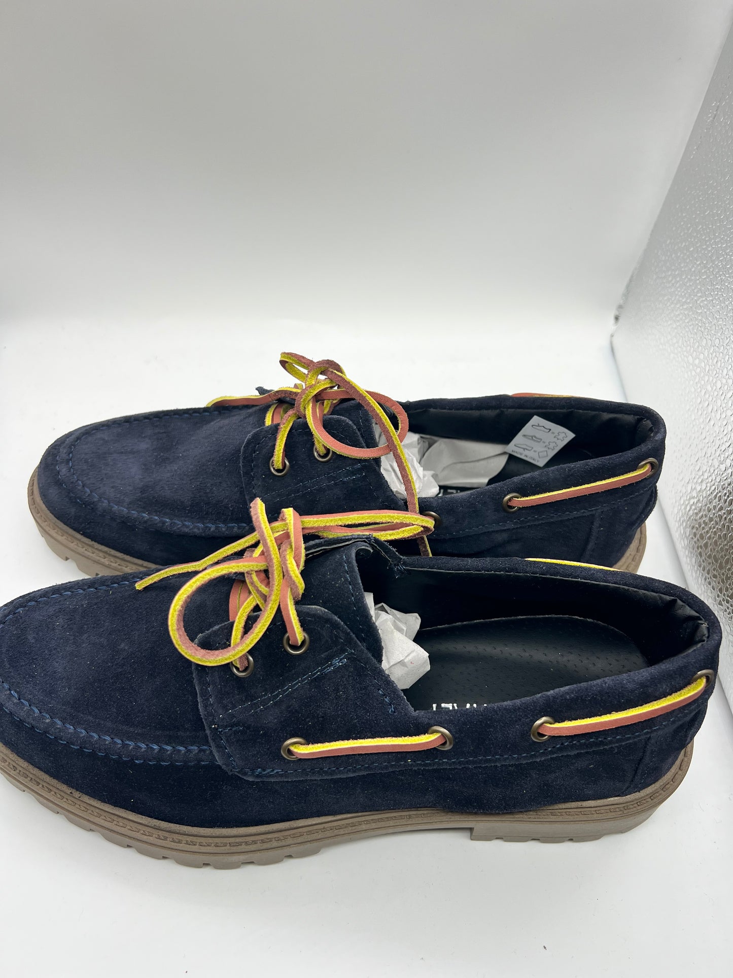 STRINGATA CAMOSCIO BLU MODELLO BARCA