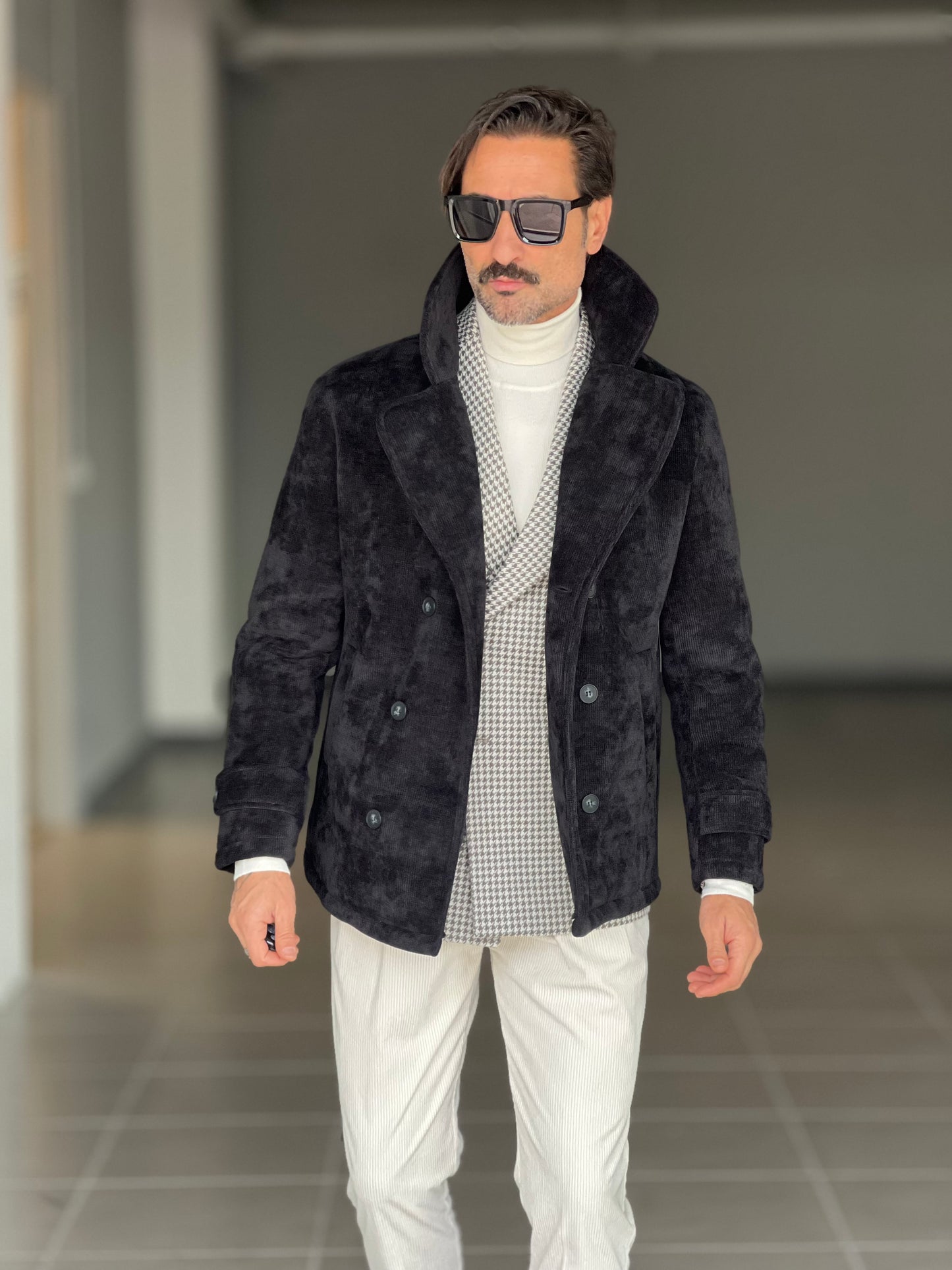 CAPPOTTINO NERO VELLUTO MILLERIGHE