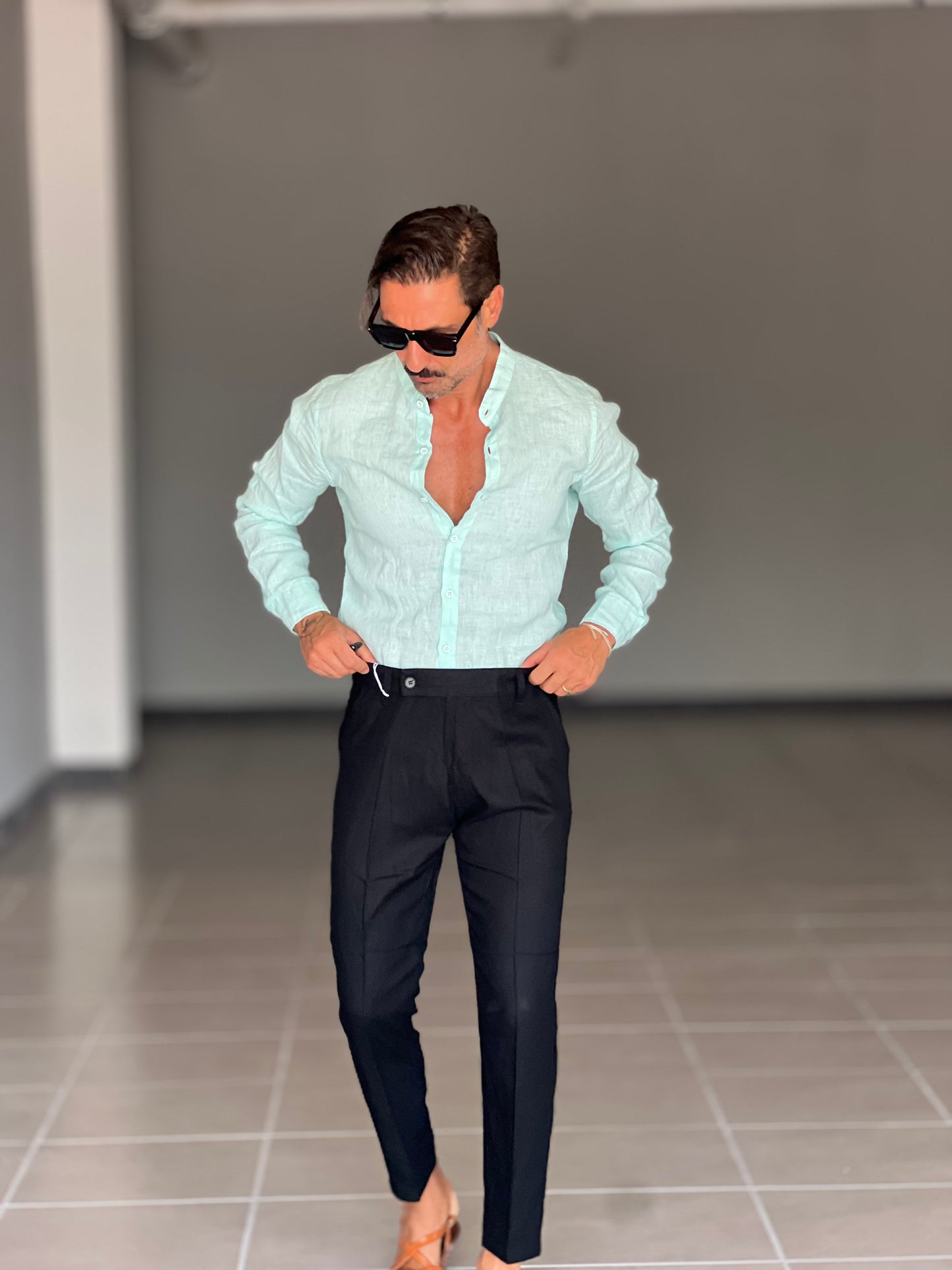 PANTALONE ESTIVO NERO MISTO LINO RASATO