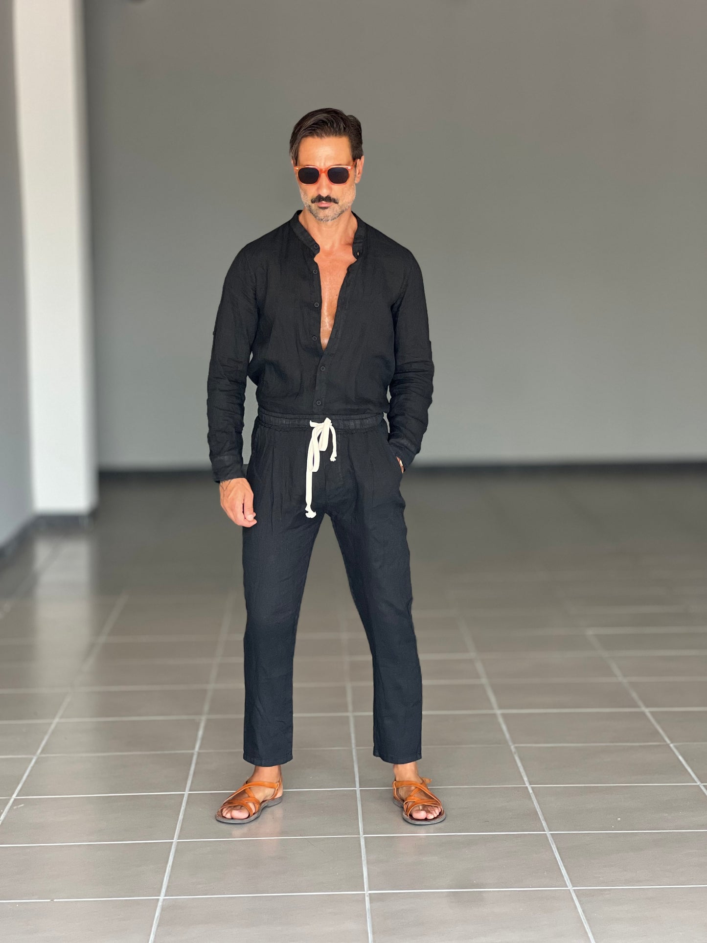 WHITE VISCOSE TROUSERS WITH REGULAR BOTTOM