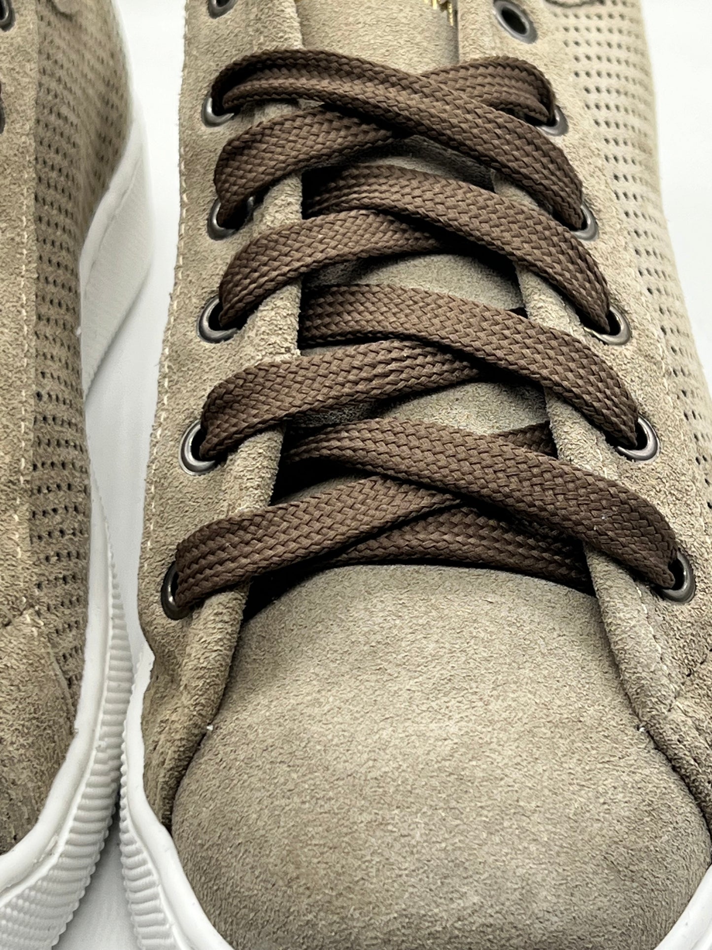 SNEAKER PELLE TORTORA TRAFORATA