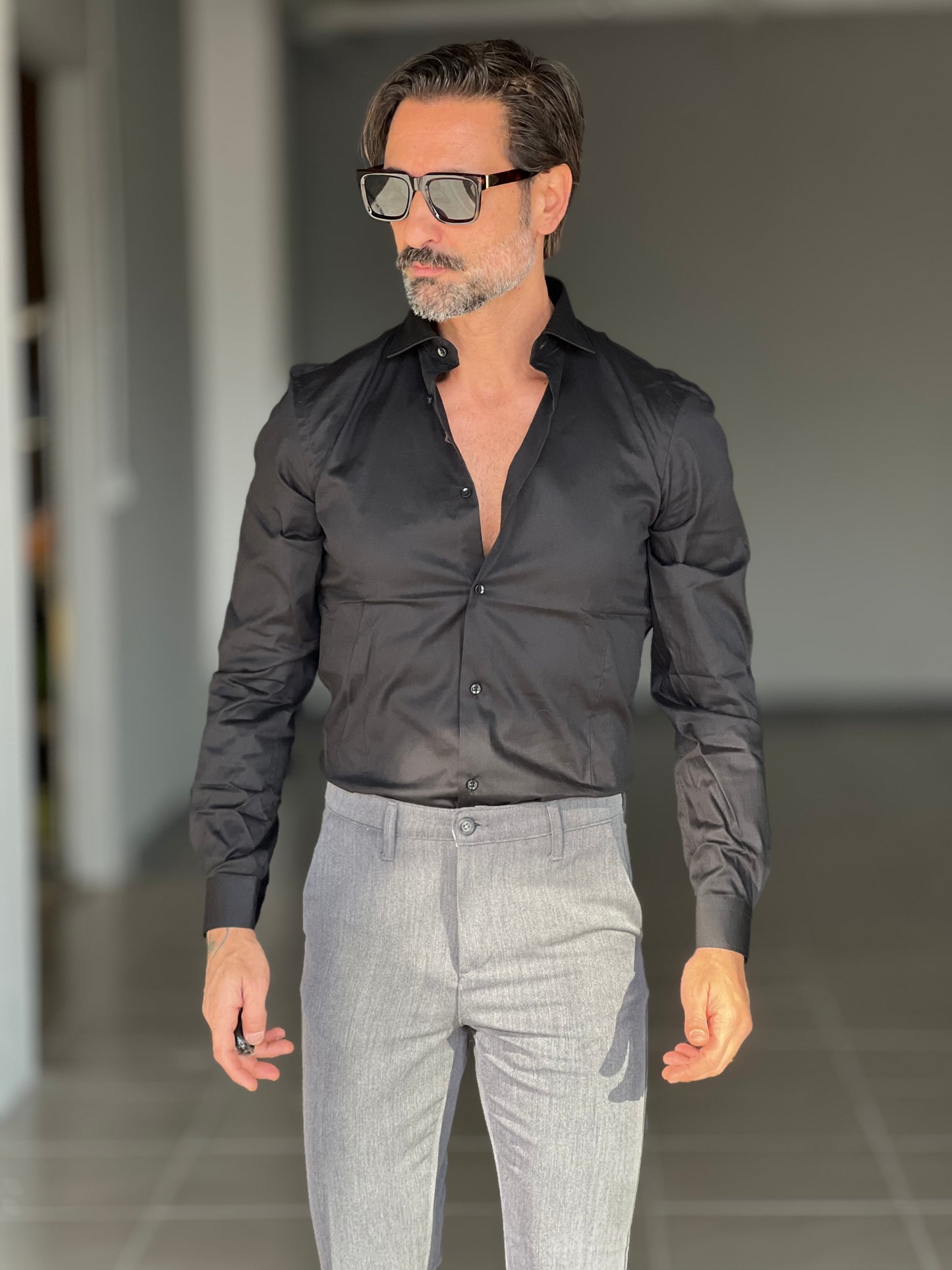 CAMICIA NERA POPELINE DI COTONE STRECH