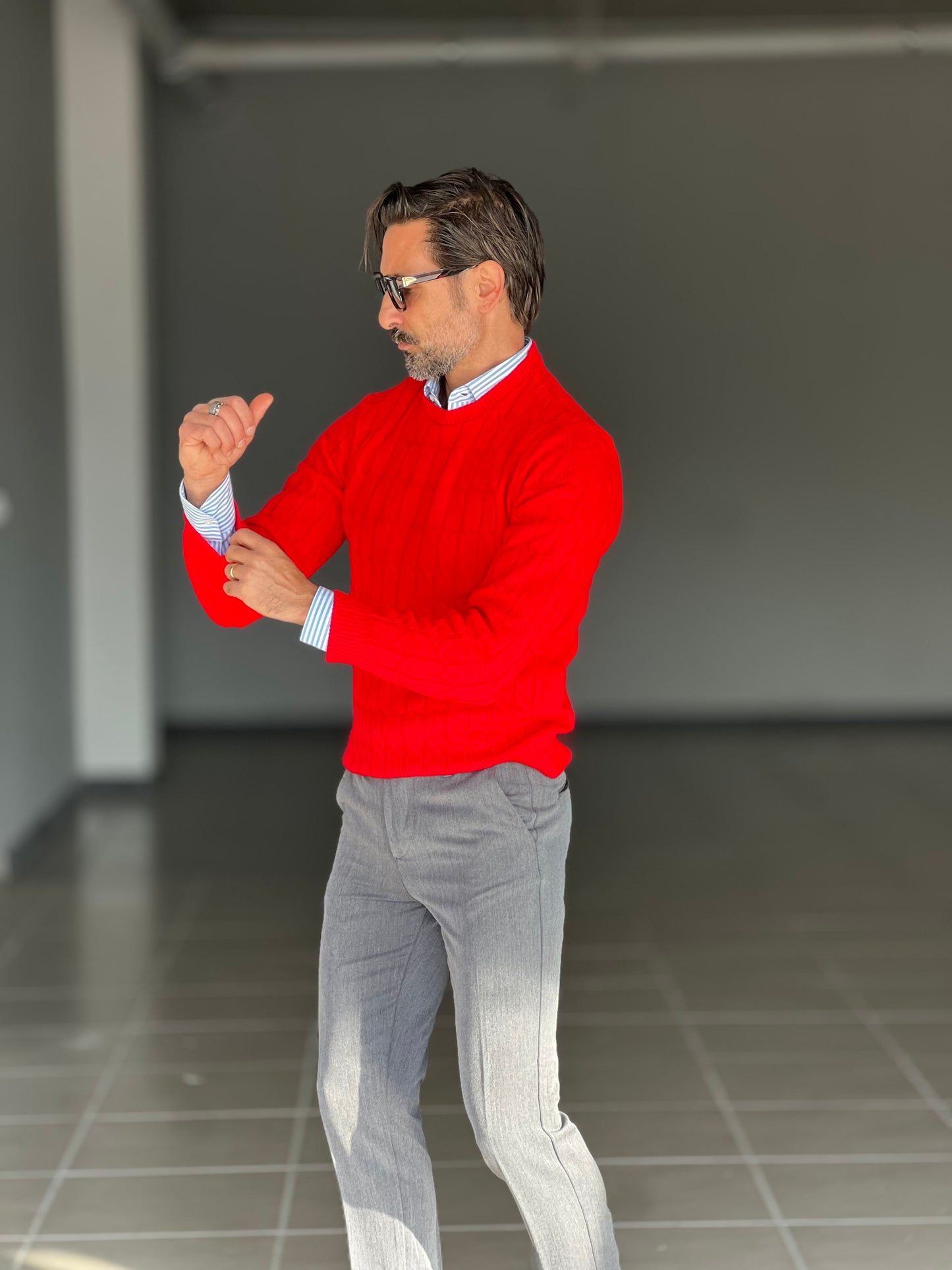 BLUE THREAD COTTON CREW NECK SWEATER