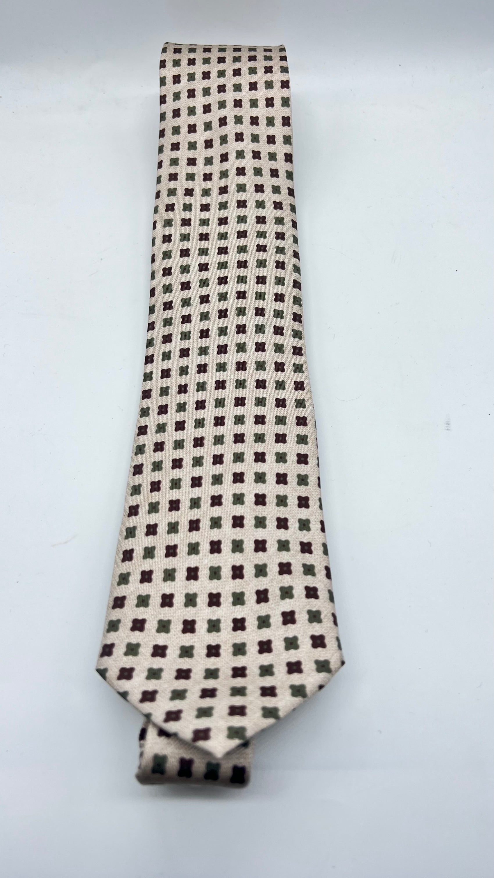 TWELVE TIE