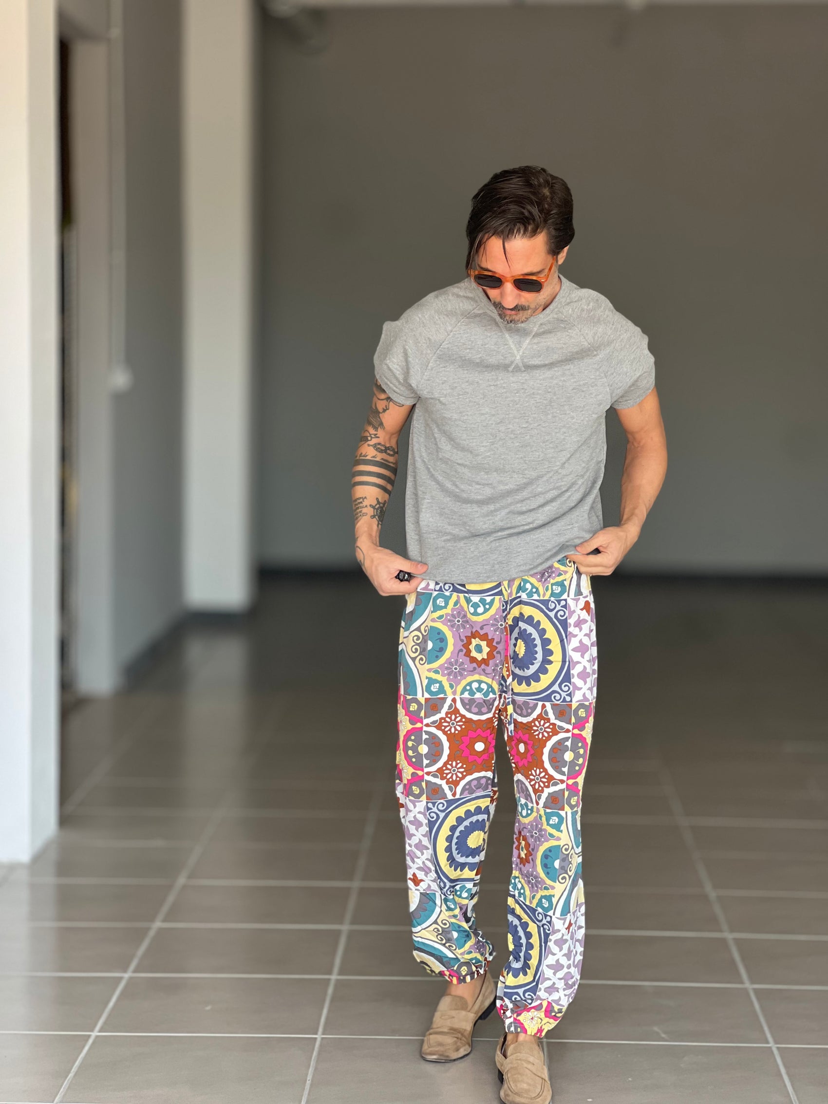 BLACK CHAIN ​​VISCOSE TROUSERS