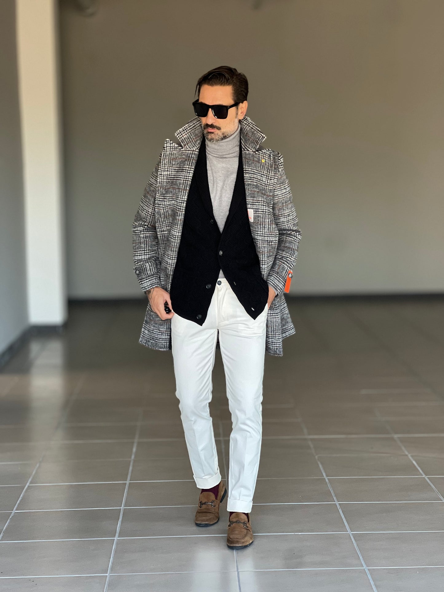 CAPPOTTO  TARTAN GRIGIO E MORO   DOPPIOPETTO