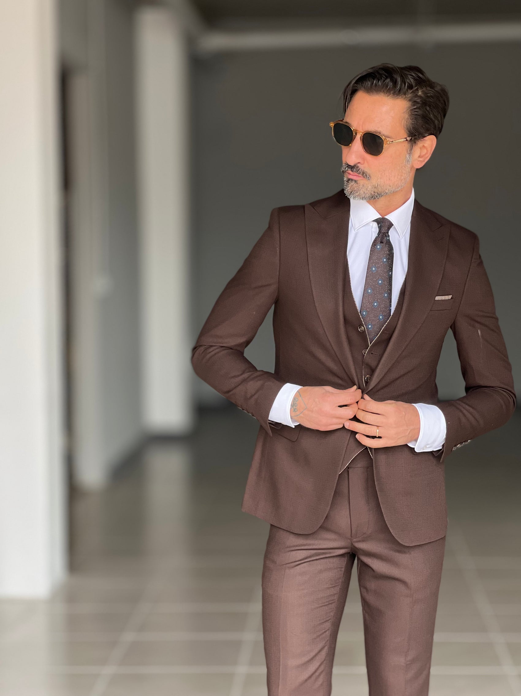 ABITO CIOCCOLATA  MONOPETTO  3 PEZZI GILET DOUBLE FACES 102