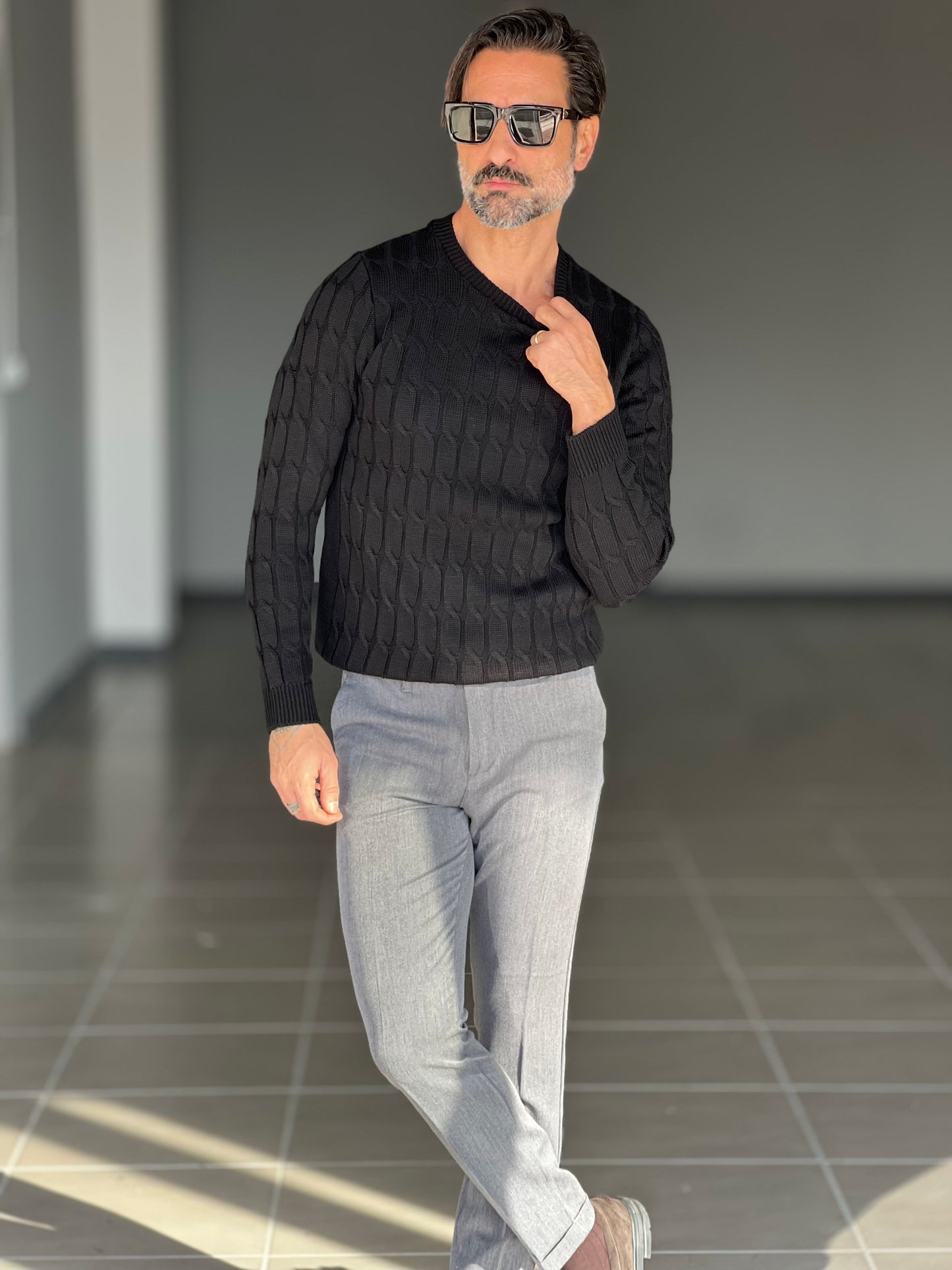 BLUE THREAD COTTON CREW NECK SWEATER