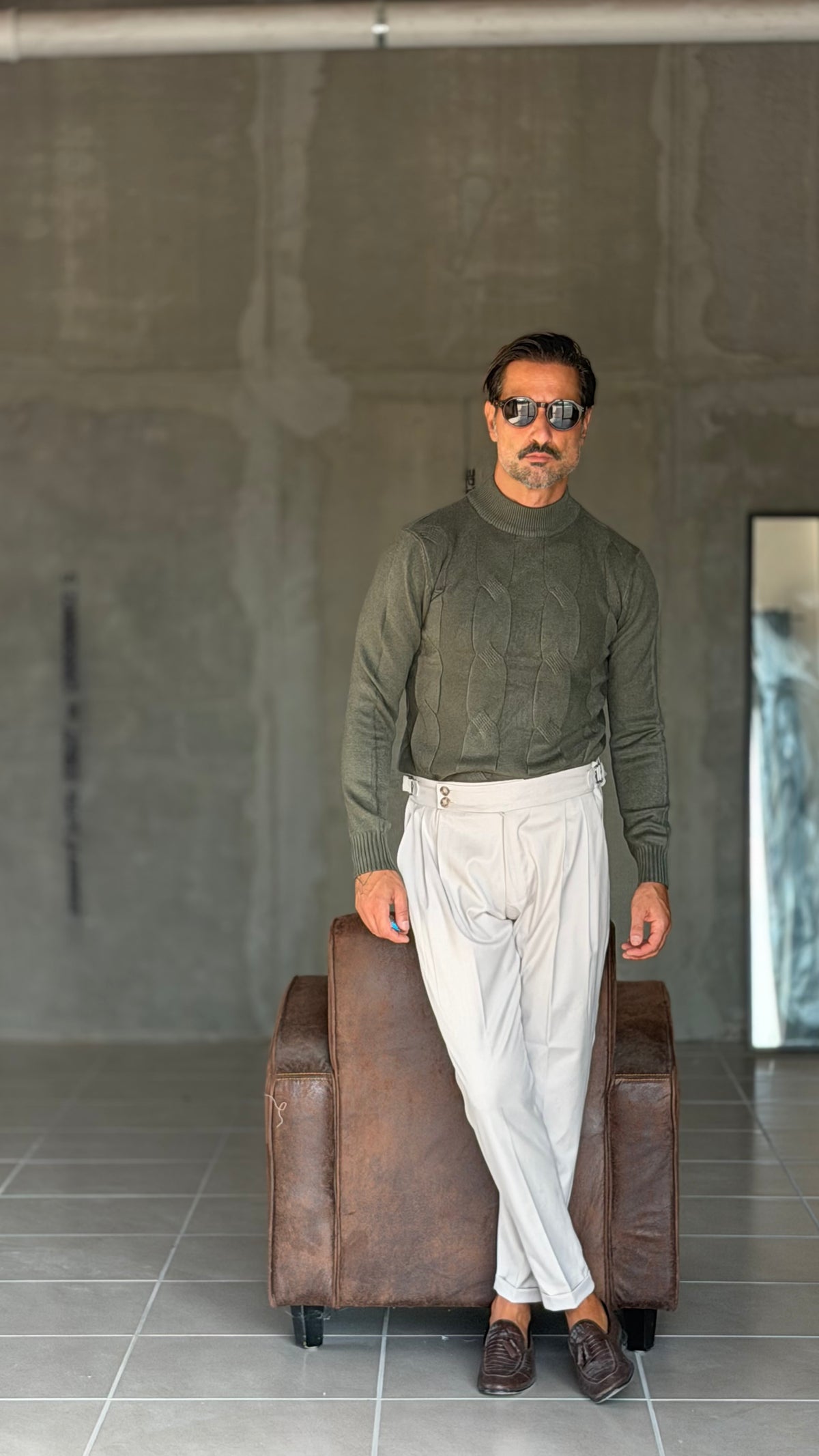 PANTALONE SABBIA VITA ALTA PINCES VISCOSA  EFFETTO FLANELLA BATTUTA