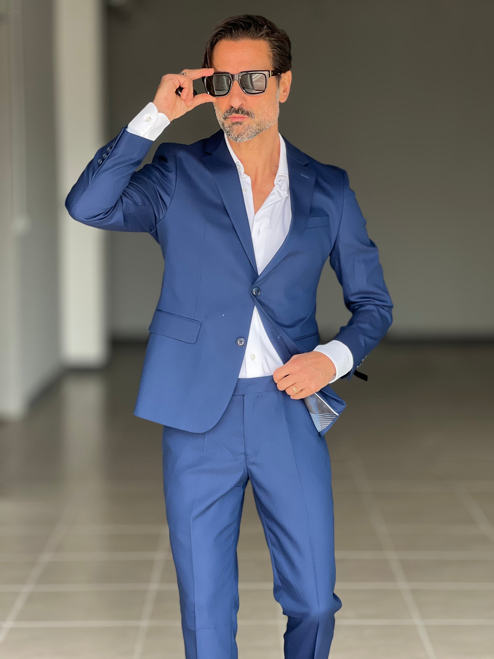 ABITO BLU MONOPETTO VISCOSA TESSUTO OPERATO