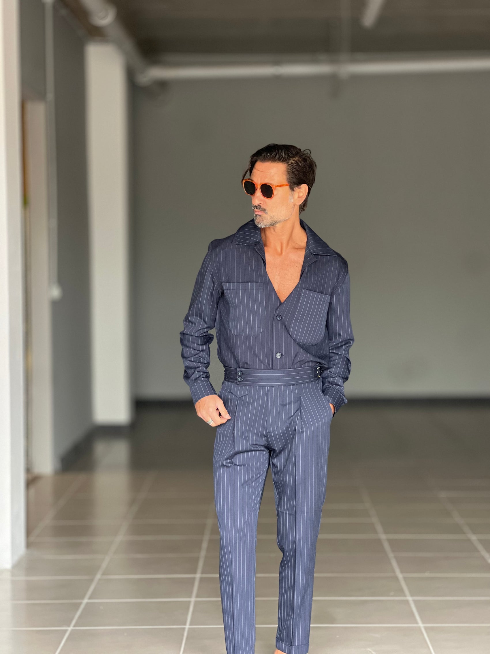 WHITE VISCOSE TROUSERS WITH REGULAR BOTTOM