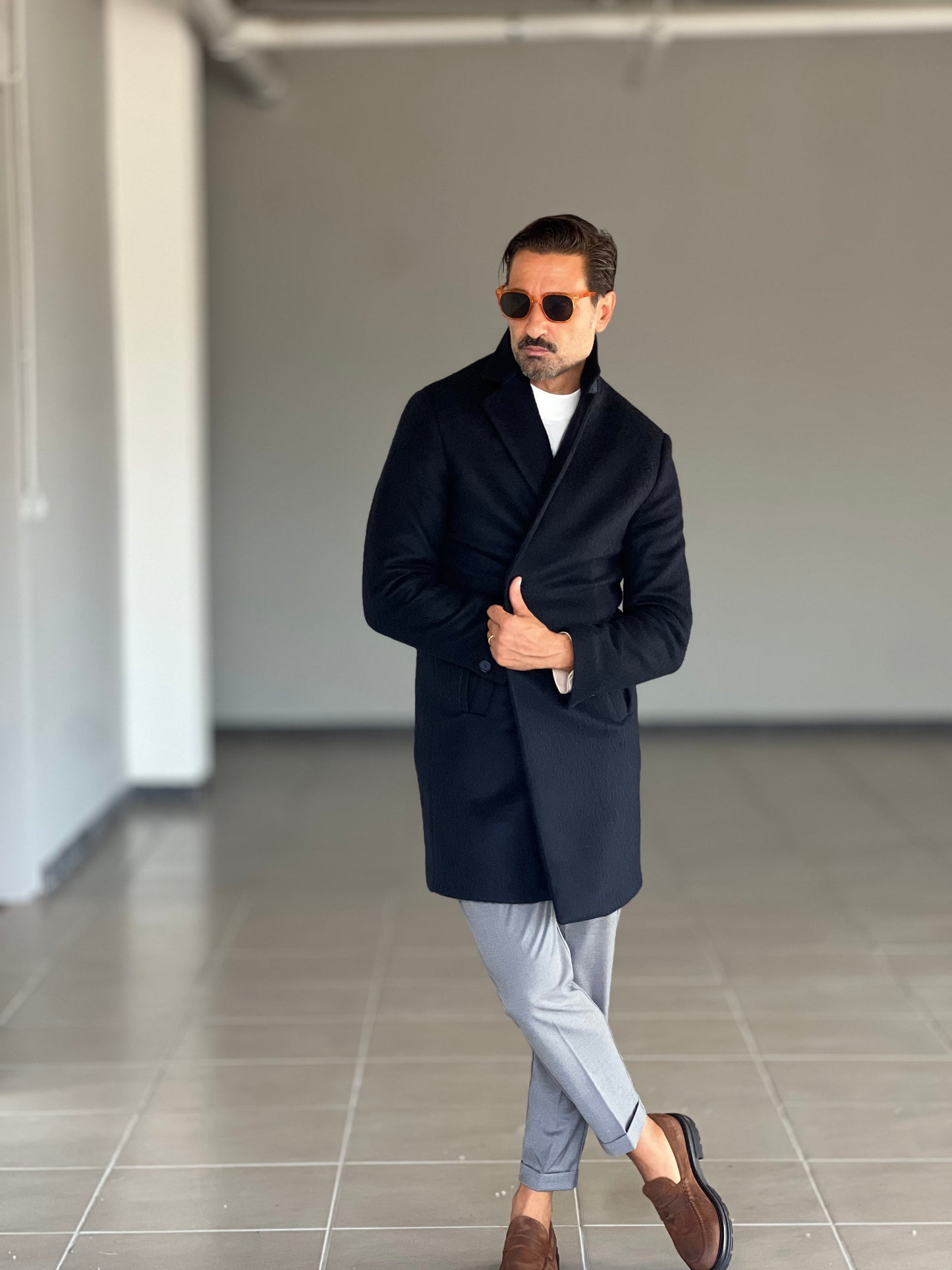 CAPPOTTO BLU LAVORAZIONE ALPACA TESSUTO LANA E MISTI ALTATENSIONE