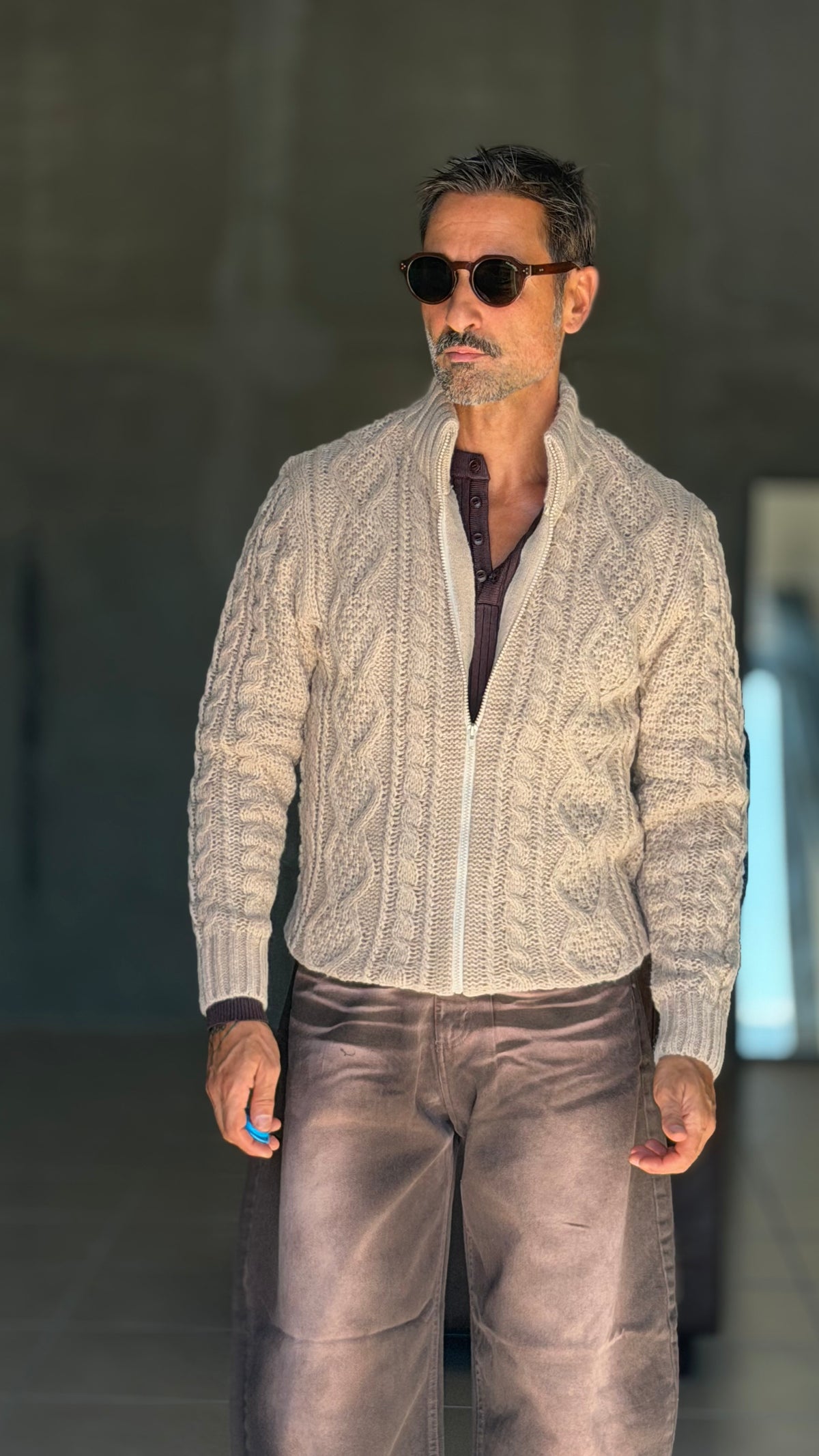 WHITE VISCOSE TROUSERS WITH REGULAR BOTTOM
