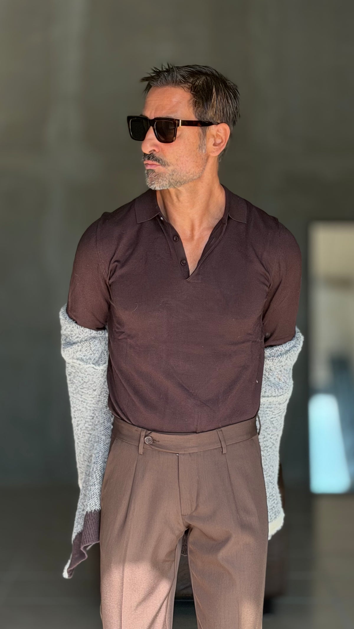 WHITE VISCOSE TROUSERS WITH REGULAR BOTTOM