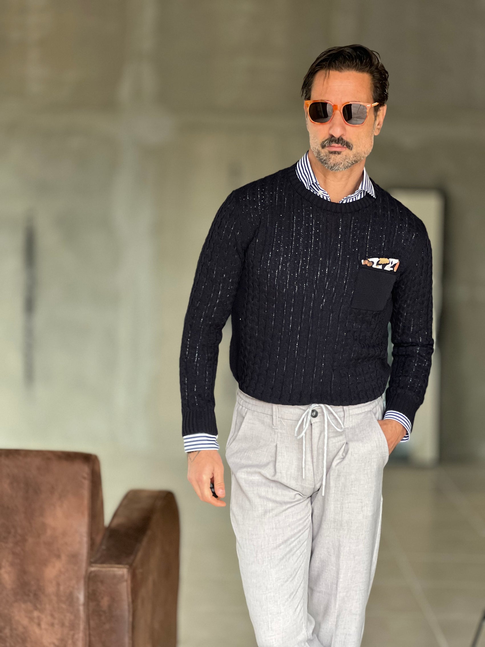 MAGLIA BLU TRECCIA COTONE TASCHINO