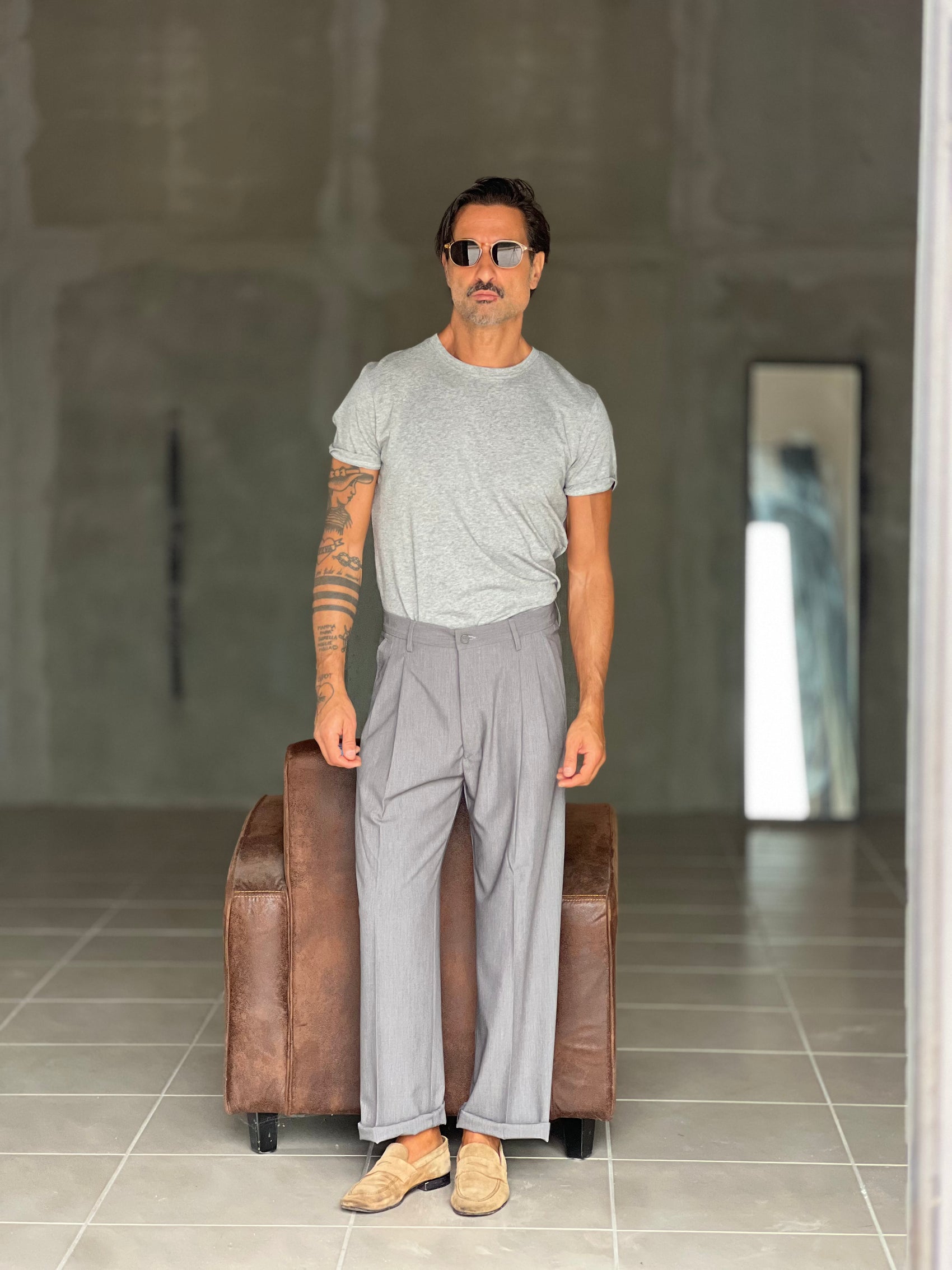 WHITE VISCOSE TROUSERS WITH REGULAR BOTTOM