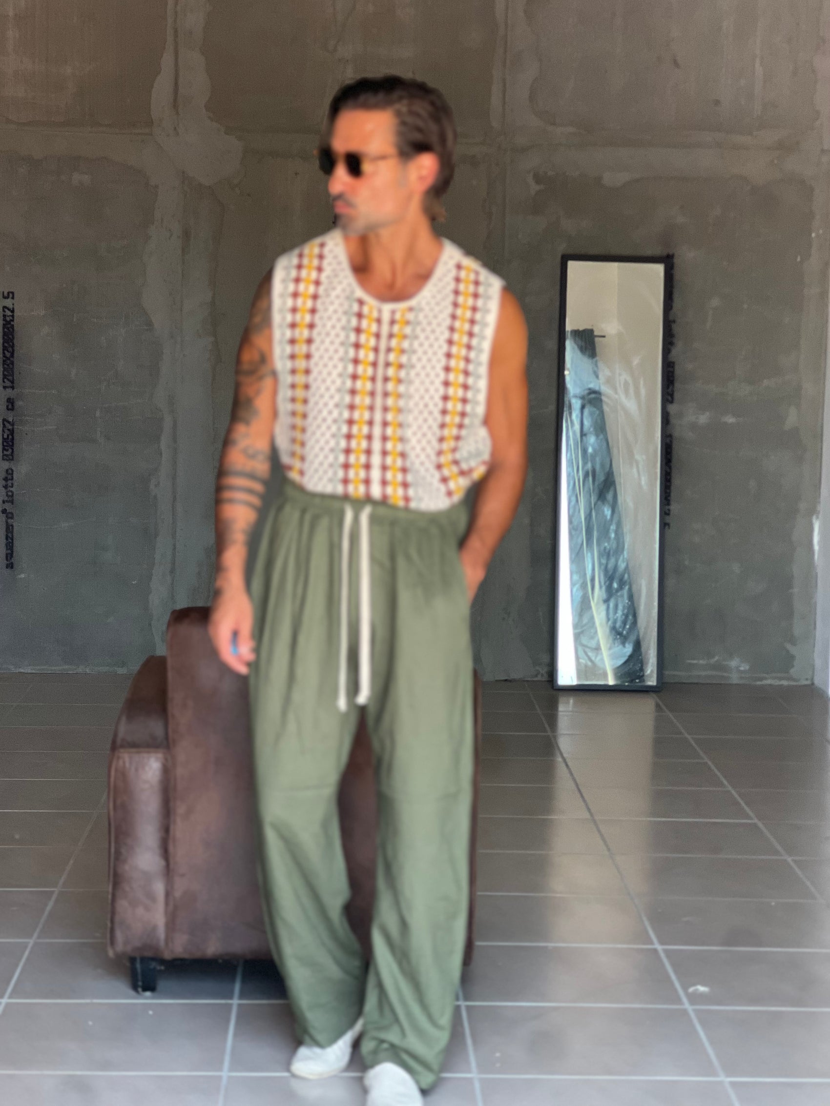 WHITE VISCOSE TROUSERS WITH REGULAR BOTTOM