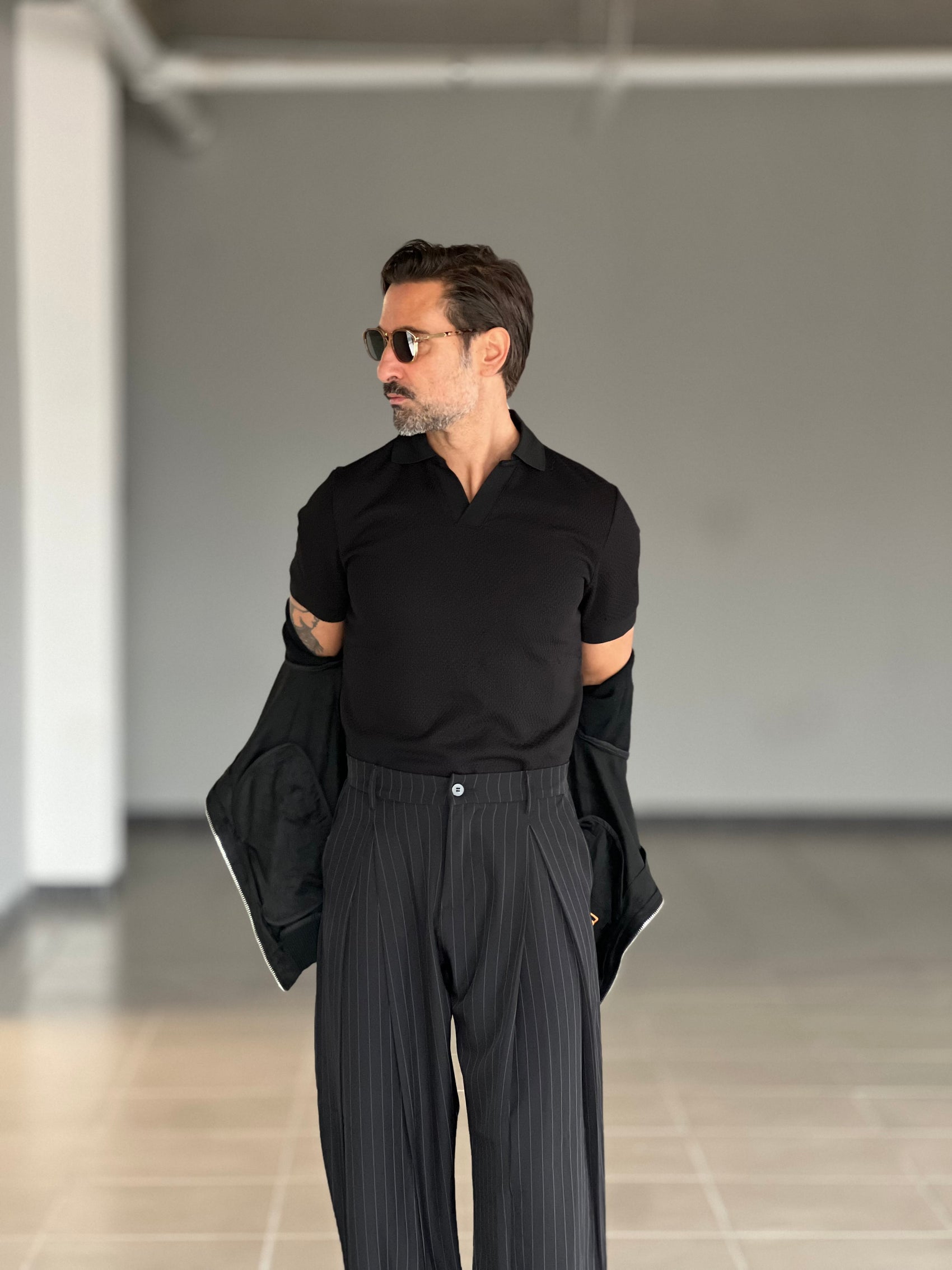 POLO NERA  LAVORAZIONE DIAGONALE  COLLO AMERICANO