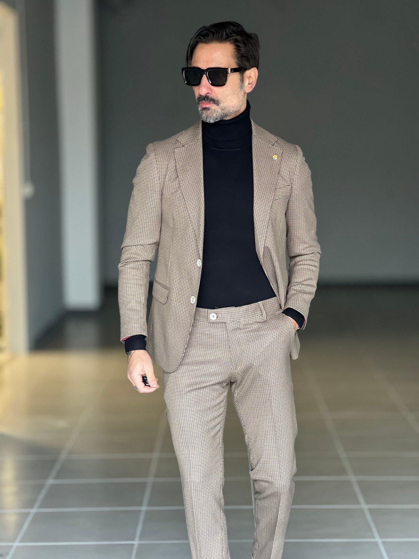 ABITO PIE DE POULE FONDO BEIGE PUNTO MILANO