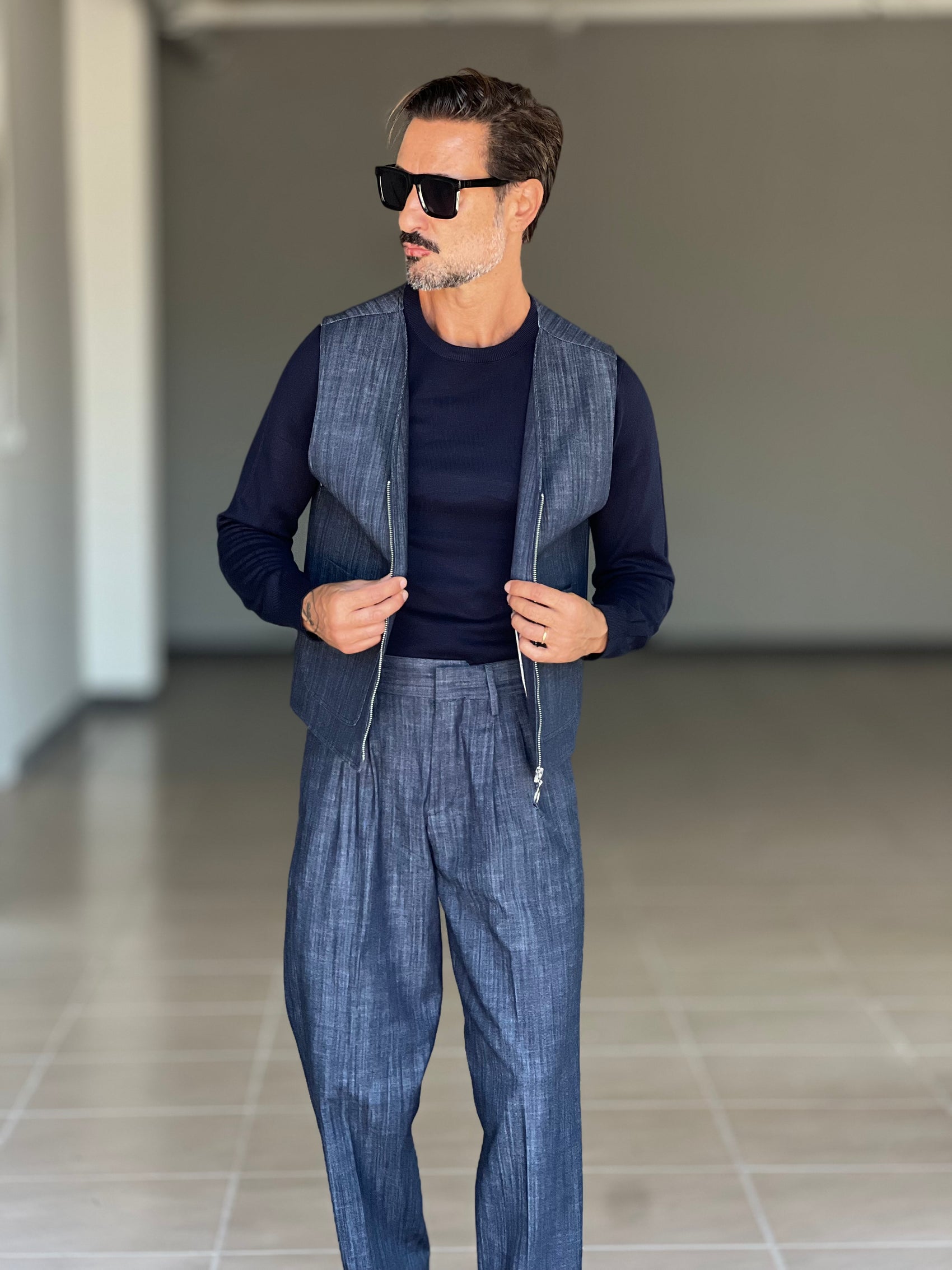 GILET  BLU FIAMMATO ZIP STONDATO PETRO'